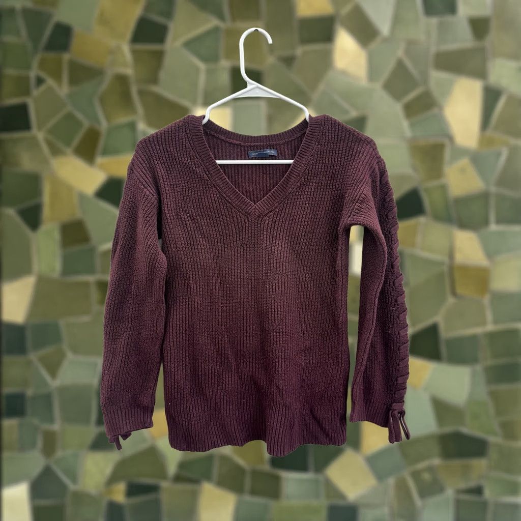 American Eagle Outfitters American Eagle Womens Sweater Size XXS Maroon Knit V-Neck Arm Tie Detail Size XXS / US 00 / IT 34 - 1 Thumbnail