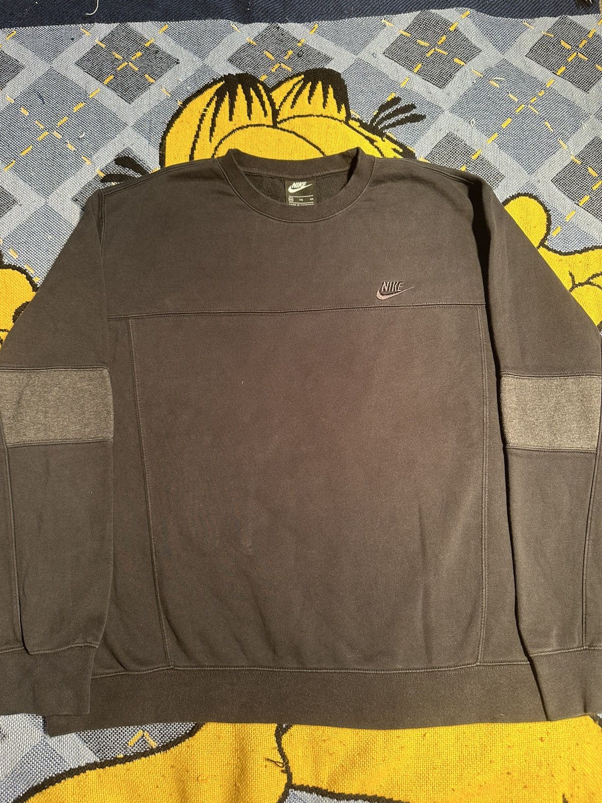Nike × Vintage Vintage Nike Mini Swoosh Spell Out Crewneck Sweater Size US M / EU 48-50 / 2 - 2 Thumbnail