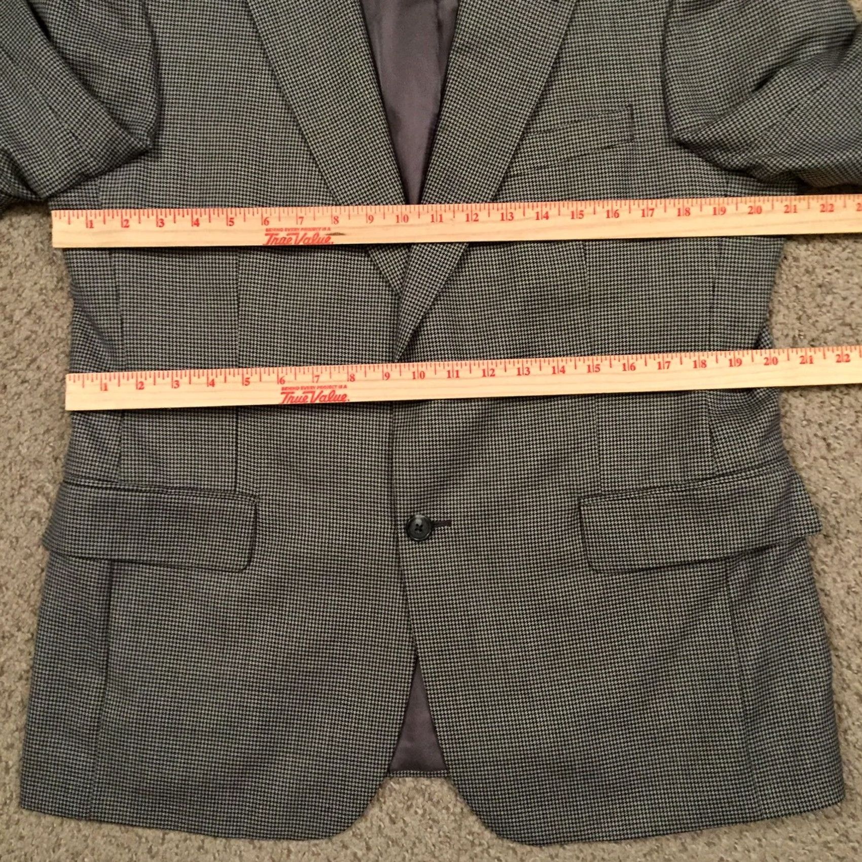 Jos. A. Bank Jos A Bank Blazer Mens 40 Short Black Gray Houndstooth Two Button Wool Coat Jacket/Coat Short Notch Lapel Single-Breasted Two-Button Vintage No Size US 40 / EU 56 - 5 Thumbnail