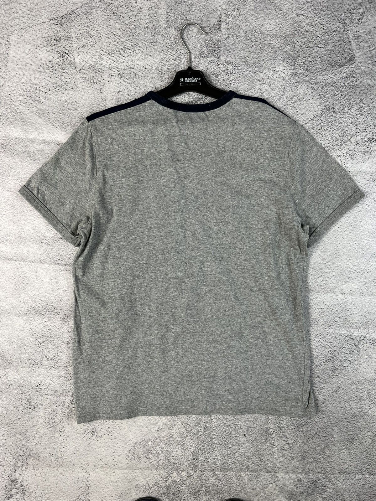 Fred Perry Fred Perry small logo T-shirt Y2K Size US M / EU 48-50 / 2 - 6 Thumbnail