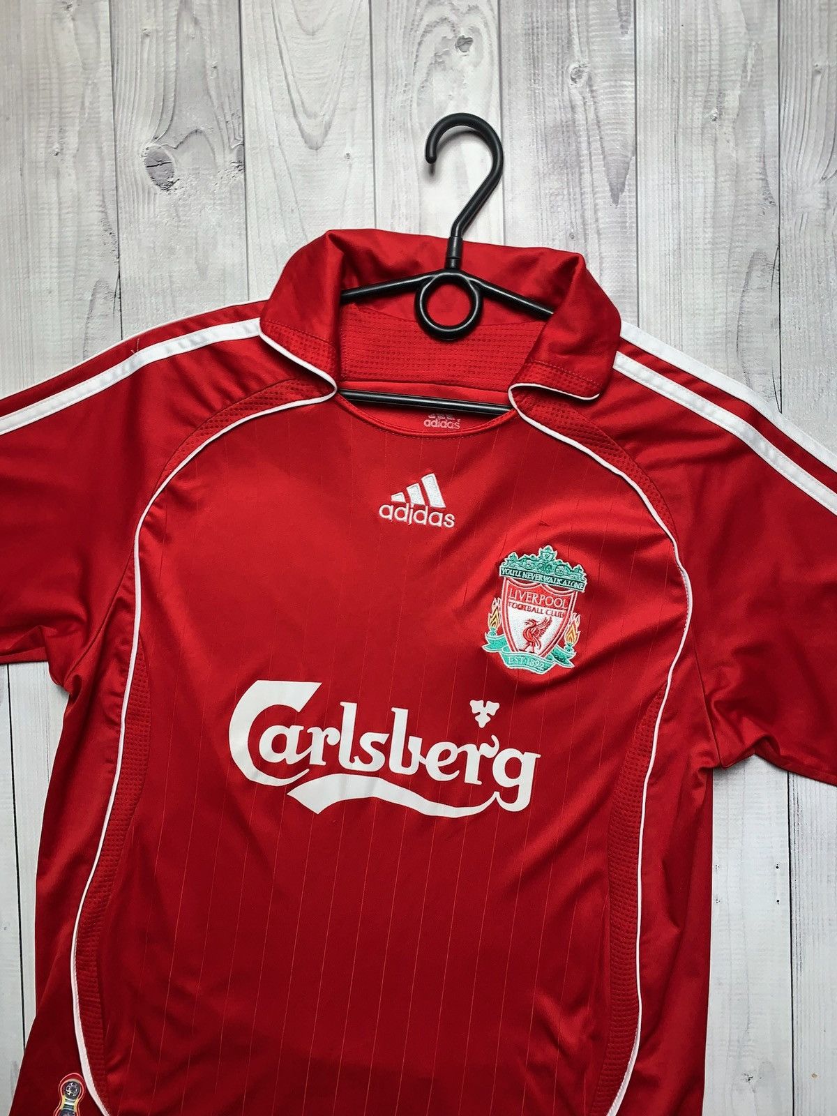 Adidas × Vintage Vintage adidas Liverpool soccer jersey size Xs/S red Size US XS / EU 42 / 0 - 2 Thumbnail
