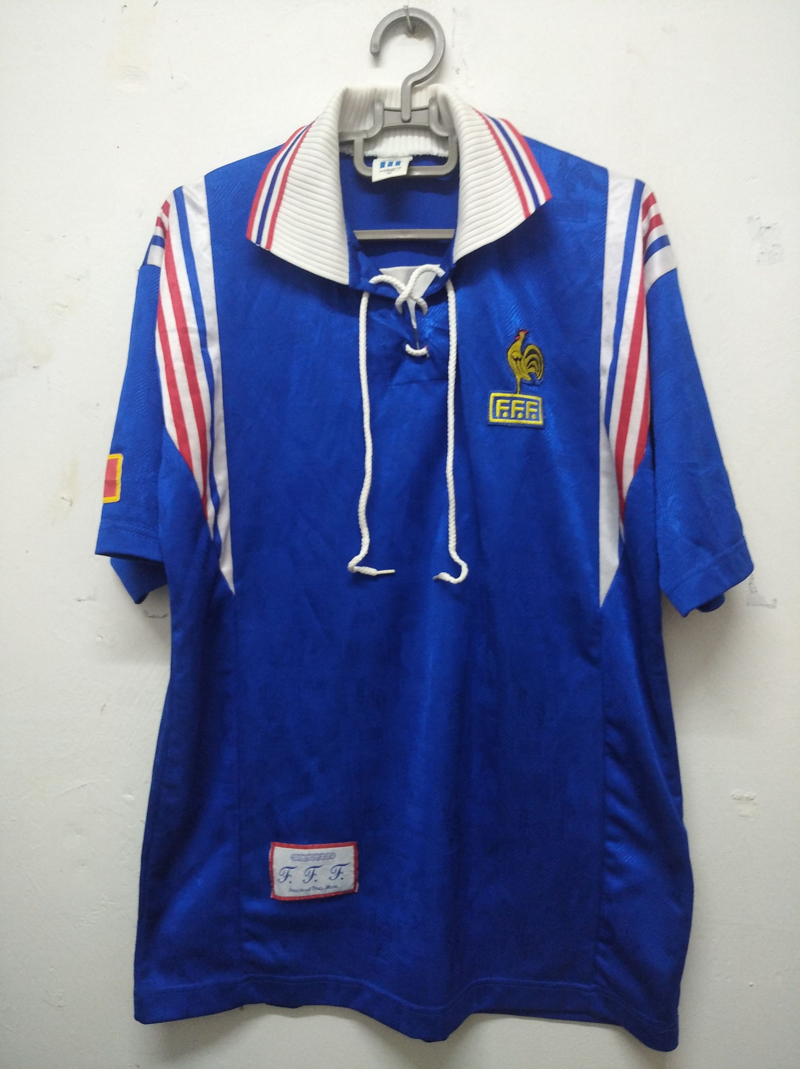 Adidas × Vintage Jersey France euro 1996 home football Jersey shirt Size US M / EU 48-50 / 2 - 1 Thumbnail