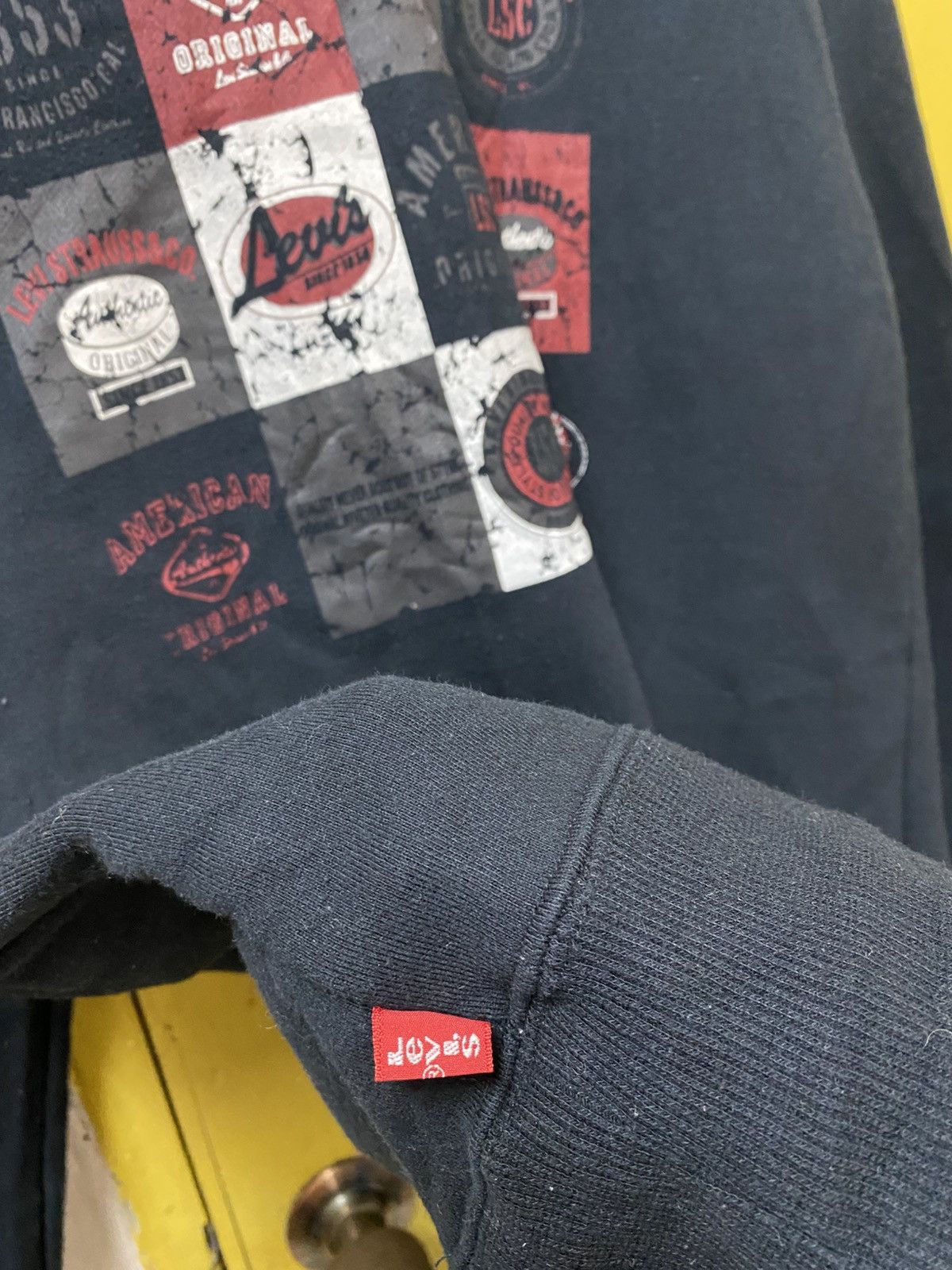 Levi's Vintage Clothing Levis Red Tab Hoodie Black Colour Size US L / EU 52-54 / 3 - 4 Thumbnail