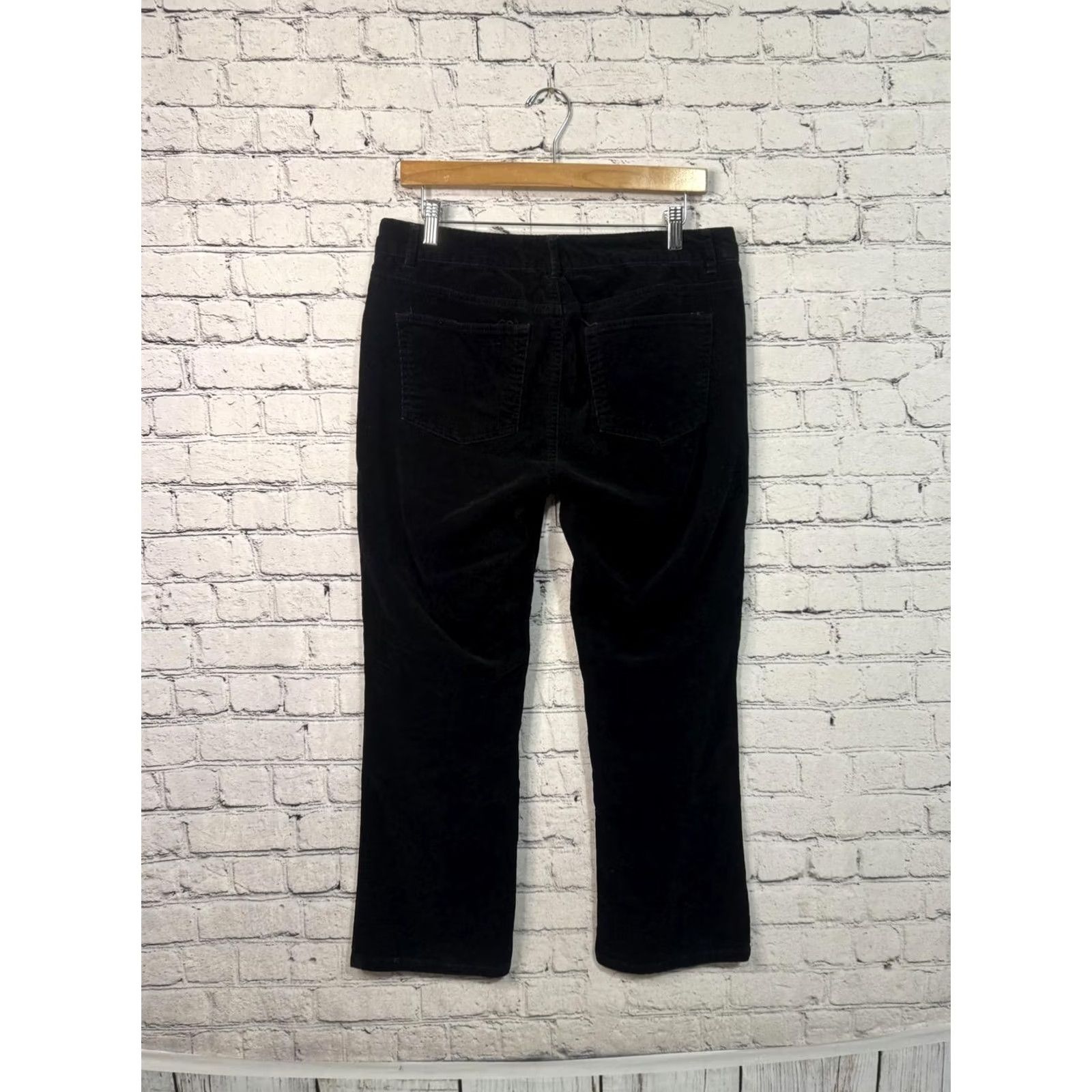 Chaps Chaps Denim Petite Black Corduroy Pants Regular 32 Inseam 26 Womens 32 Black Corduroy Chaps Pants Size 24" / US 00 / IT 34 - 5 Thumbnail