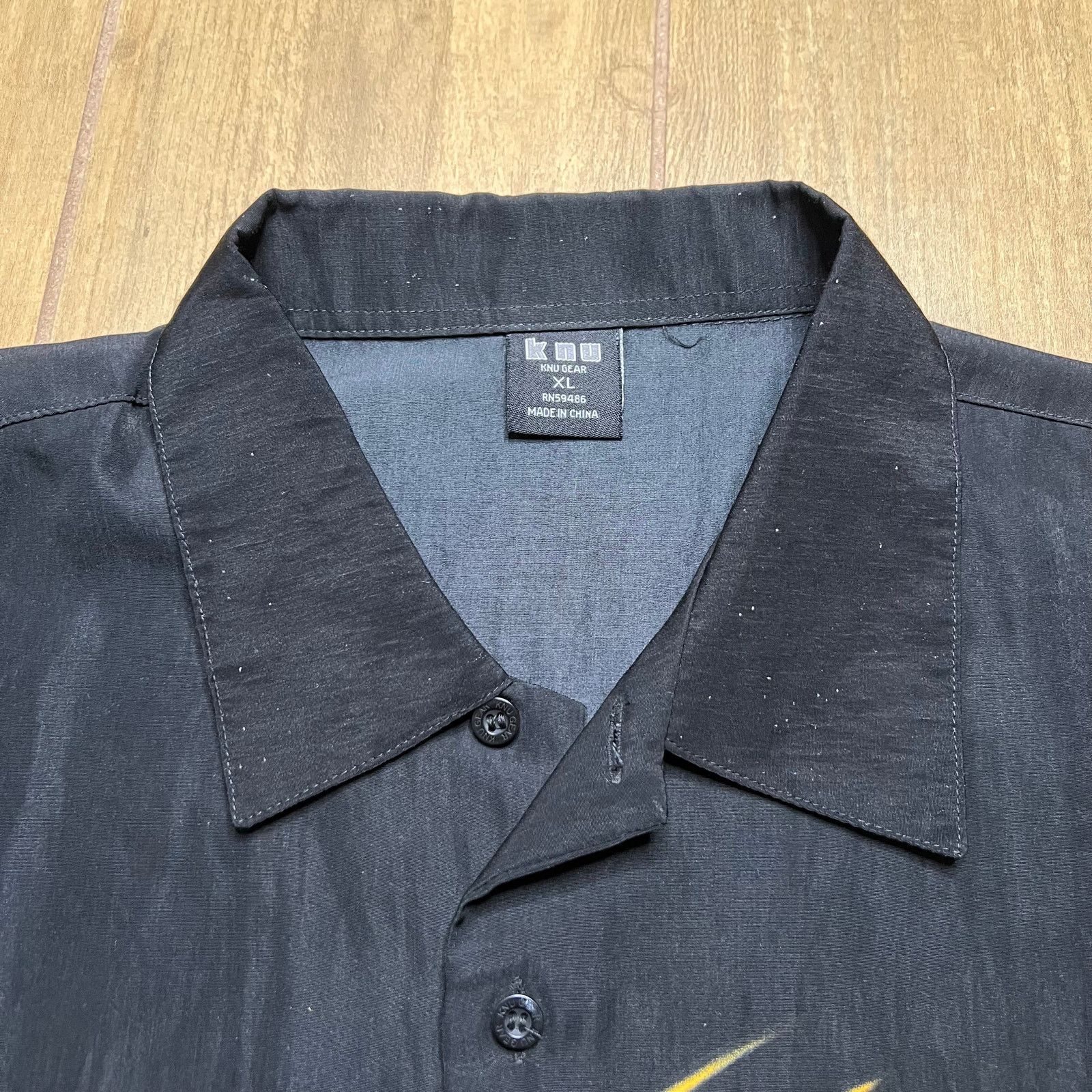 Vintage Vintage KNU Button Up Shirt Japanese Dragon Flames Mens XL Size US XL / EU 56 / 4 - 11 Thumbnail