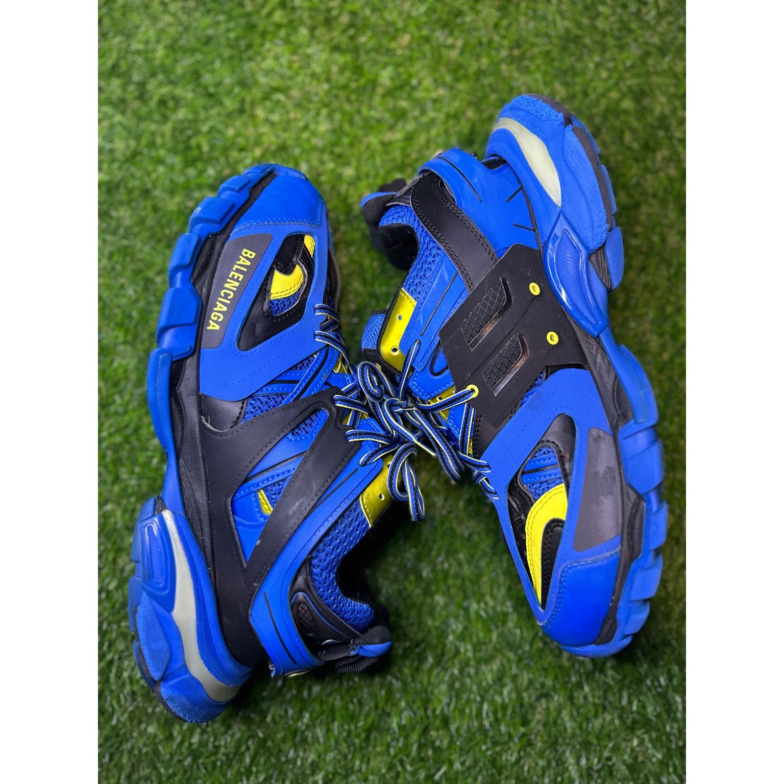 Balenciaga Size 10 - Balenciaga LED Track Runner Blue/Black/Yellow Size US 10 / EU 43 - 3 Thumbnail