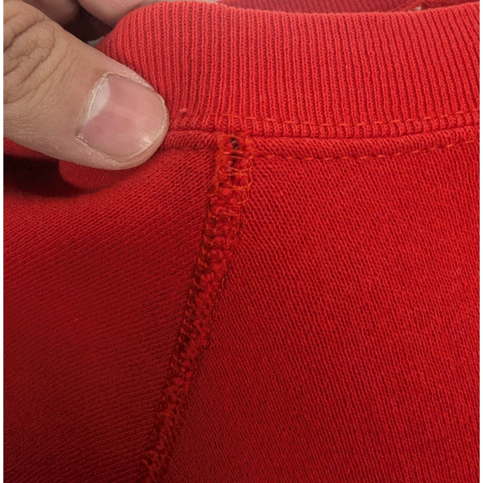 Tultex VINTAGE Tultex Sweatshirt Crewneck Large Red Unisex Adults Pullover 90s Size US L / EU 52-54 / 3 - 3 Thumbnail