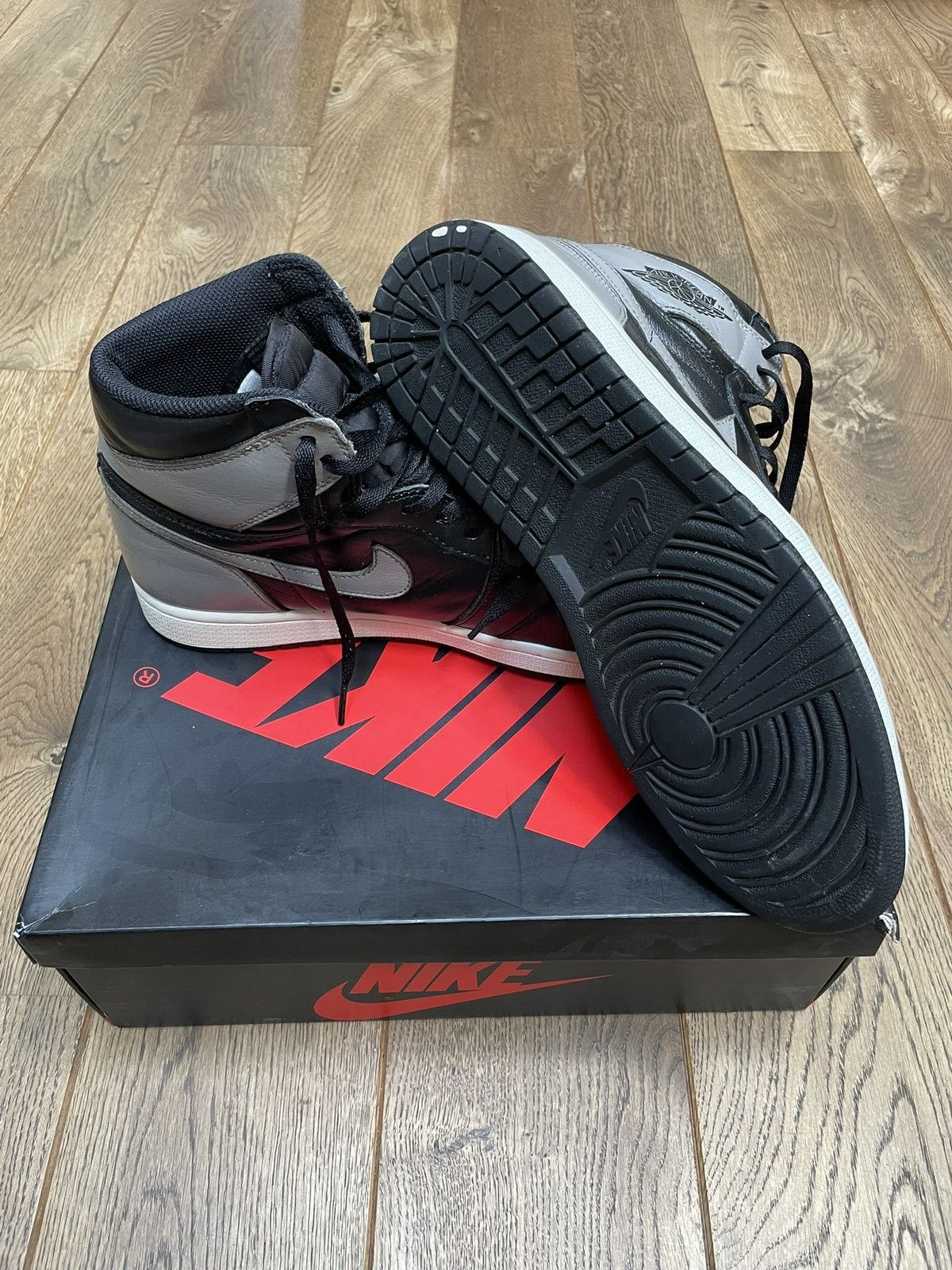 Nike Nike air jordan 1 high shadow black/medium grey-white Size US 11.5 / EU 44-45 - 5 Thumbnail