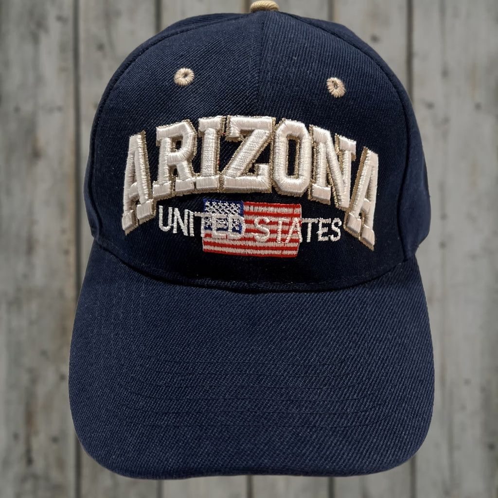 Vintage VINTAGE Arizona United States Spellout Flag Strapback Adjustable Trucker Hat Blue Men Adjustable Trucker Hat Mens Blues Flag Arizona US Size ONE SIZE - 1 Thumbnail