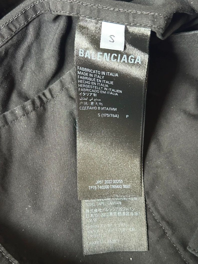 Balenciaga Balenciaga size S Washed and made old cargo shorts Size US 27 - 4 Thumbnail