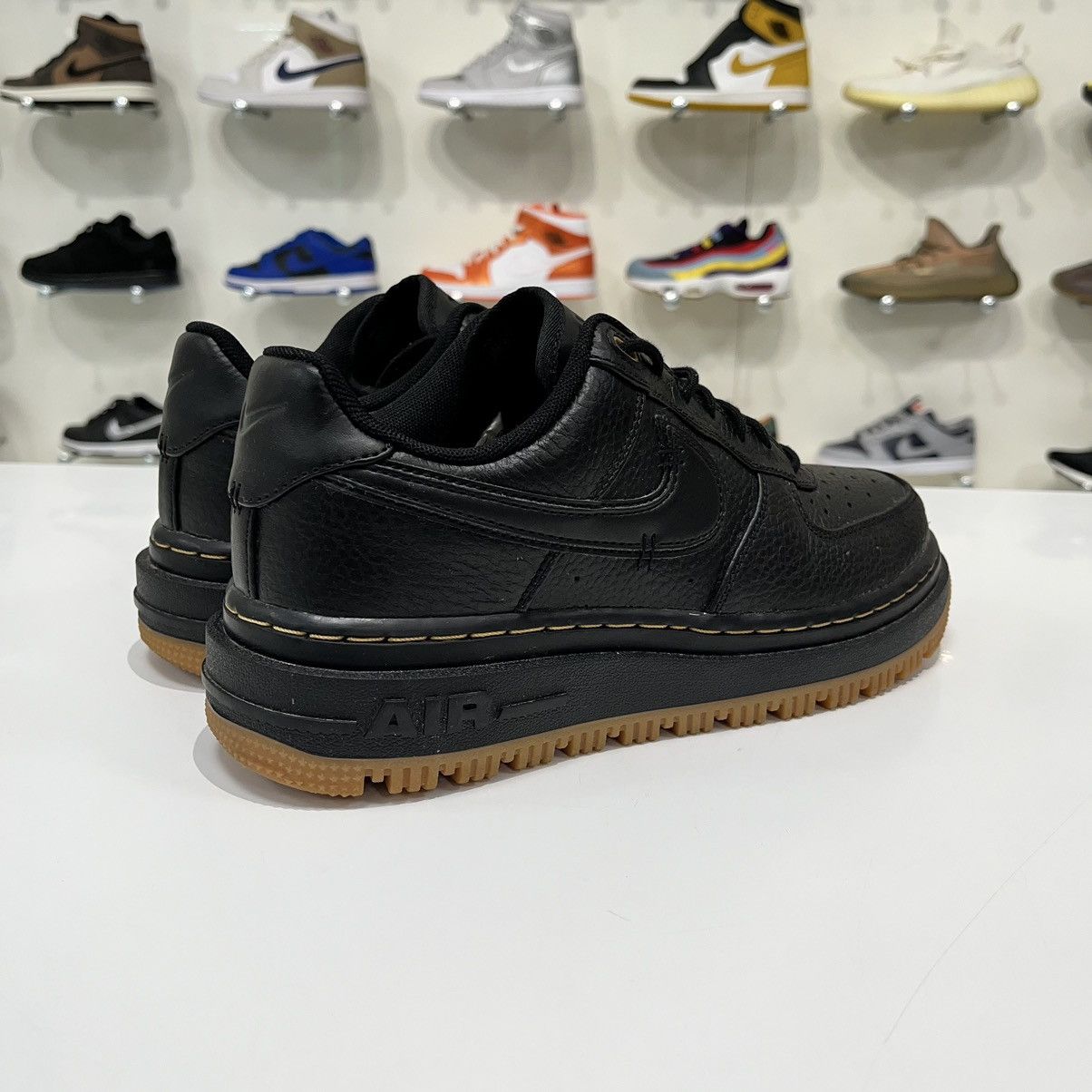 Nike Nike Air Force 1 Low Luxe Black Gum Size US 6.5 / EU 39-40 - 6 Thumbnail