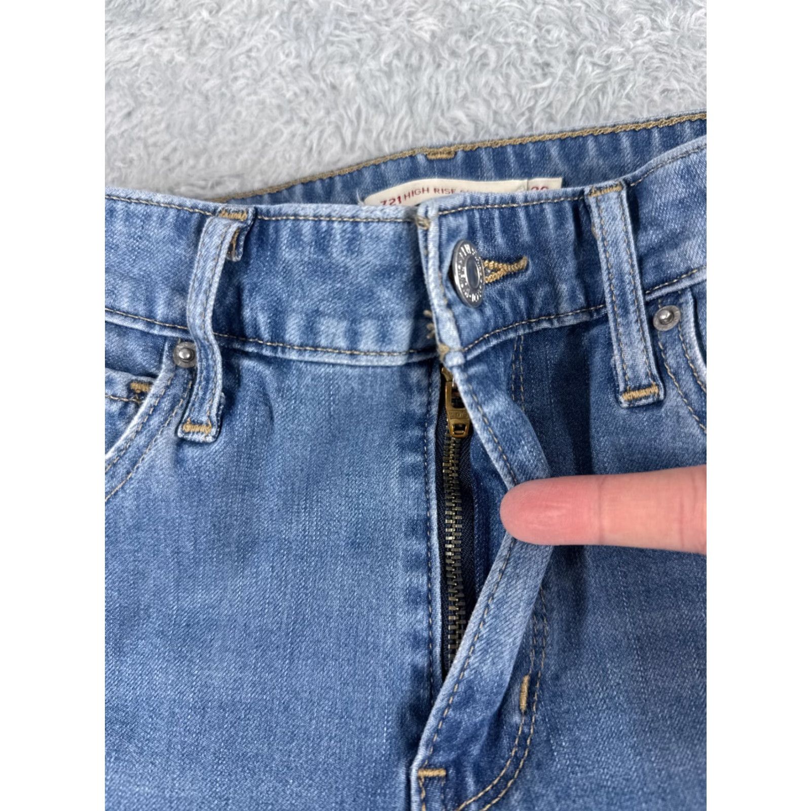 Levi's LEVI'S Jeans Women 26 Denim Blue Skinny High Rise 7xx Series 700 Distressed Stretch Cotton 27 Inseam Regular Fit Womens Jeans Size 26" / US 2 / IT 38 - 5 Thumbnail
