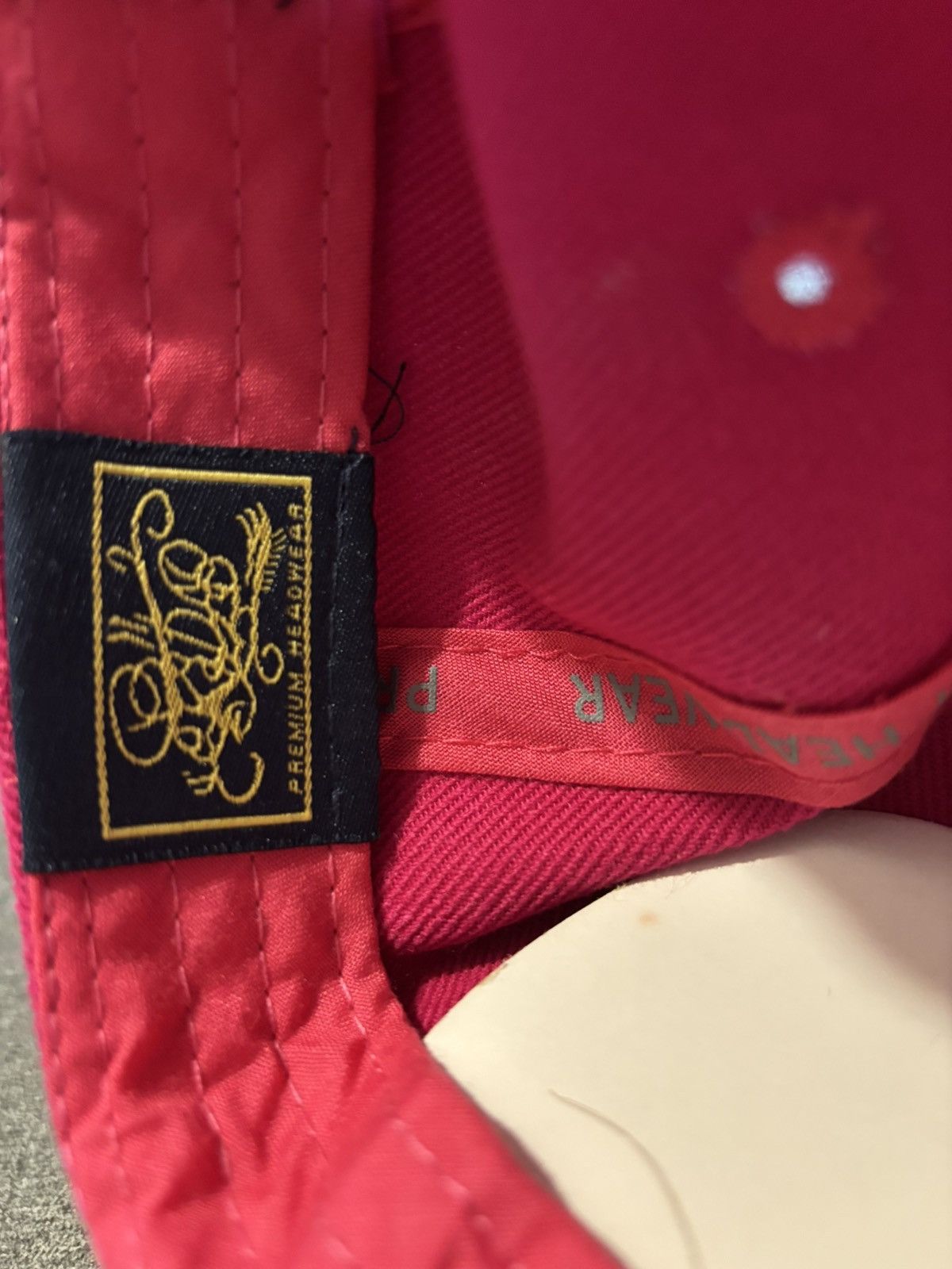 Other Pink snapback with Mickey Mouse middle finger Size ONE SIZE - 3 Thumbnail