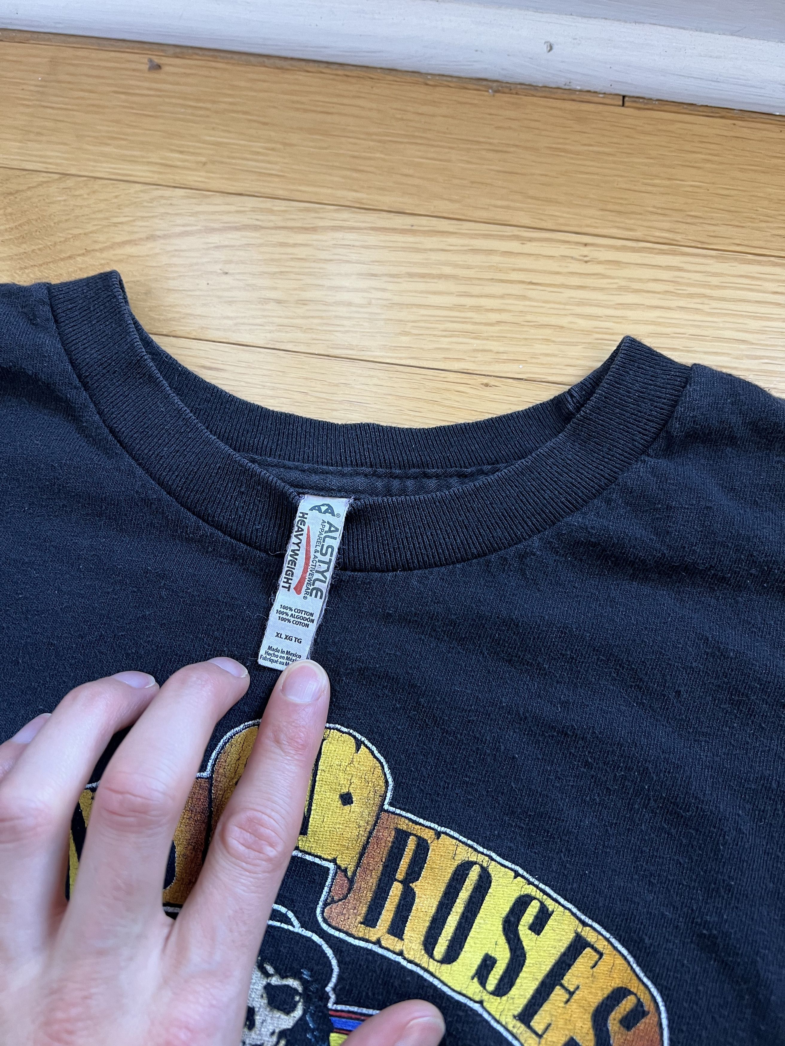 Vintage 1990s Guns N Roses Band Tee Size US XL / EU 56 / 4 - 3 Thumbnail