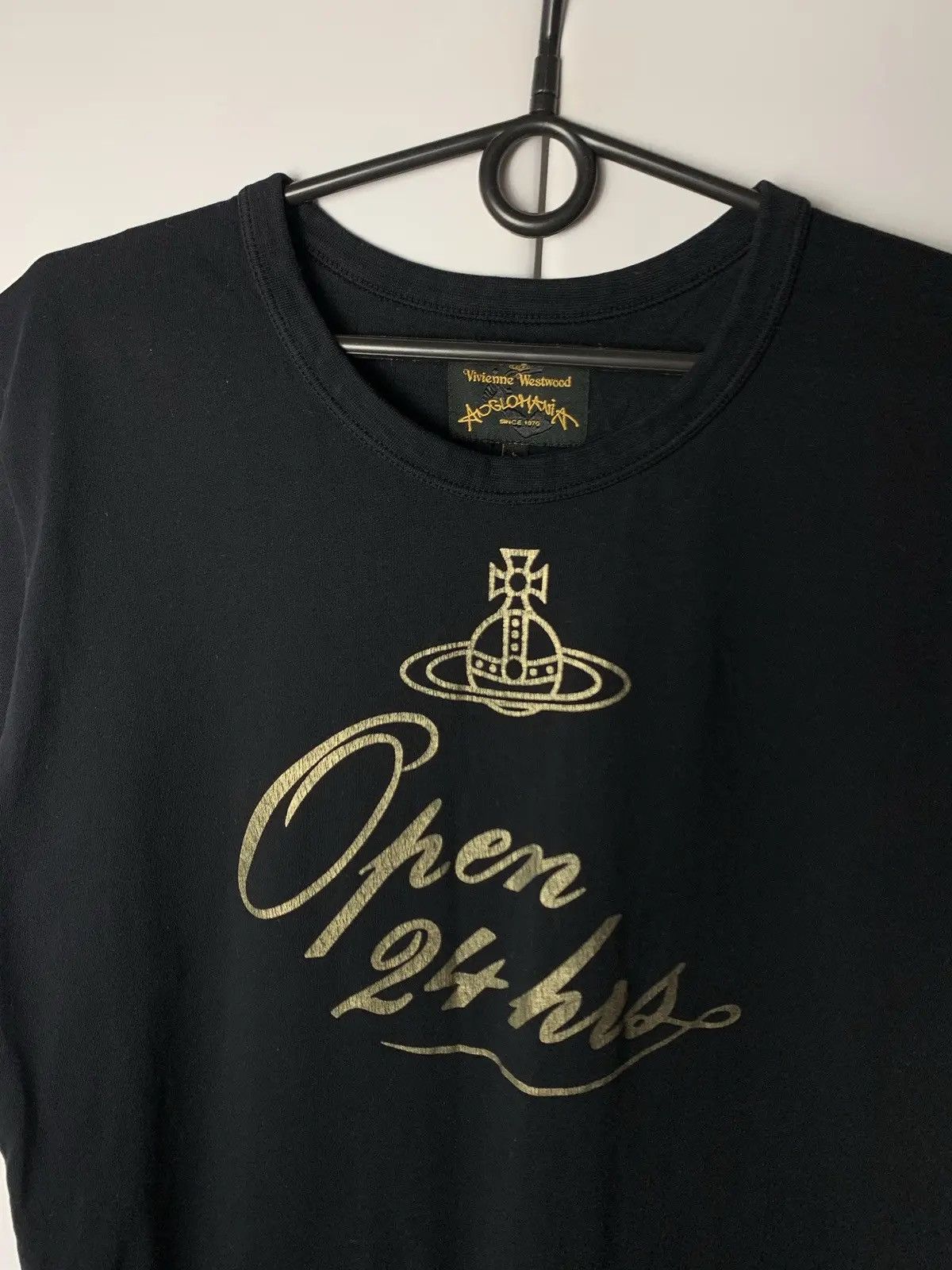 Vivienne Westwood Vivienne Westwood big logo Tee 24 vintage T-shirt Size US M / EU 48-50 / 2 - 3 Thumbnail
