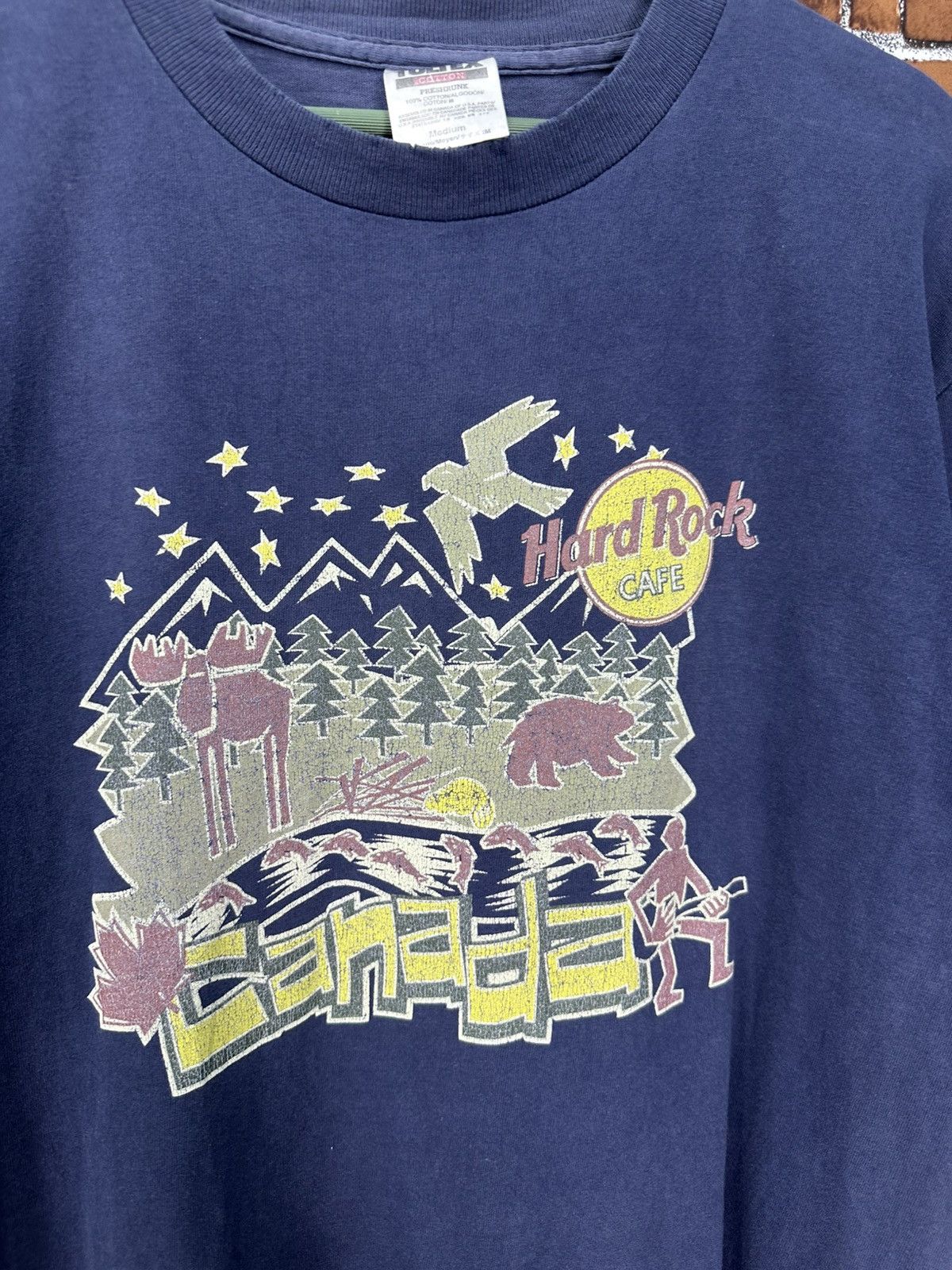Vintage Vintage Hardrock Cafe Canada Sunfaded Tshirt A990 Size US M / EU 48-50 / 2 - 2 Thumbnail