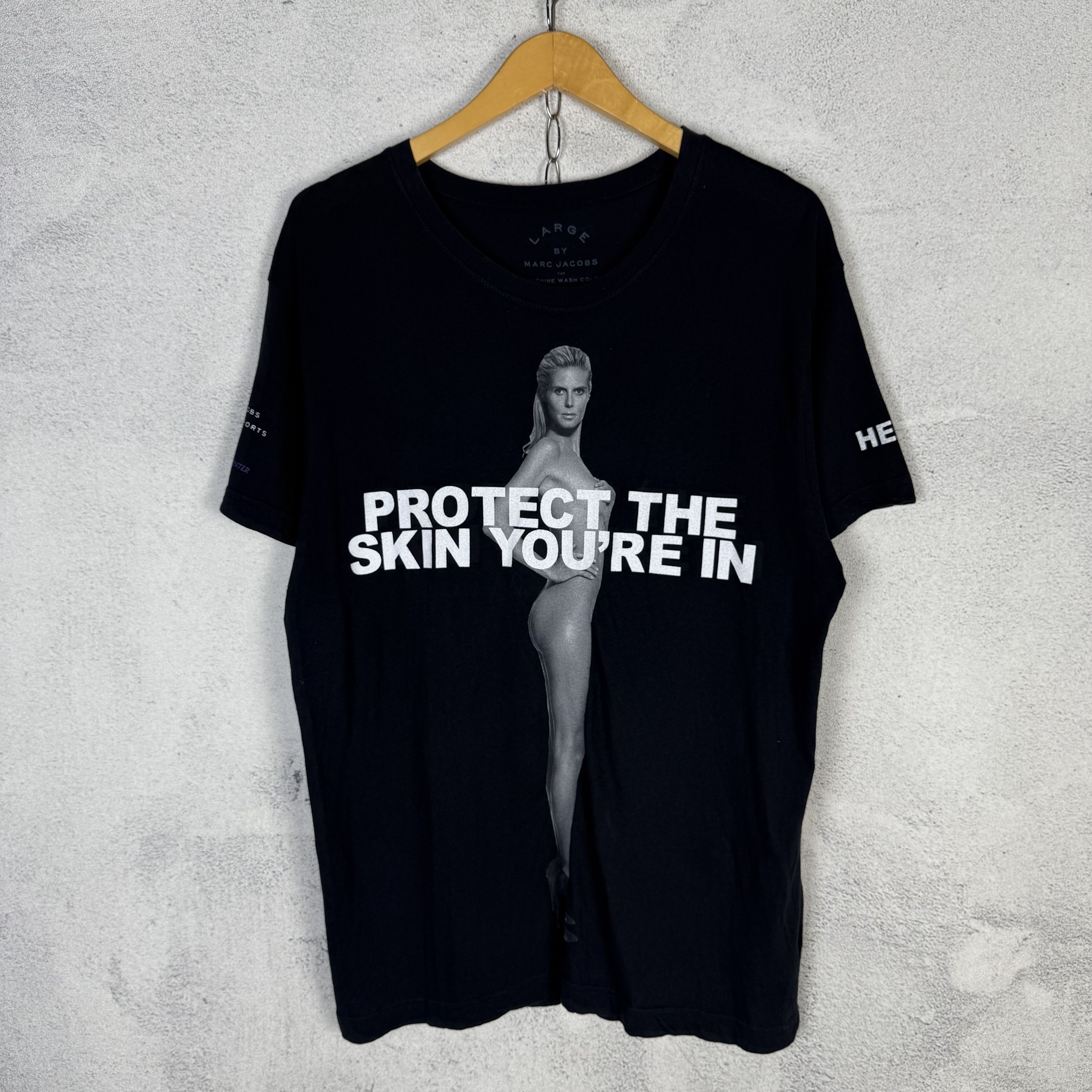 Marc Jacobs Marc Jacobs 'Heidi Klum' Tshirt Size US L / EU 52-54 / 3 - 1 Thumbnail