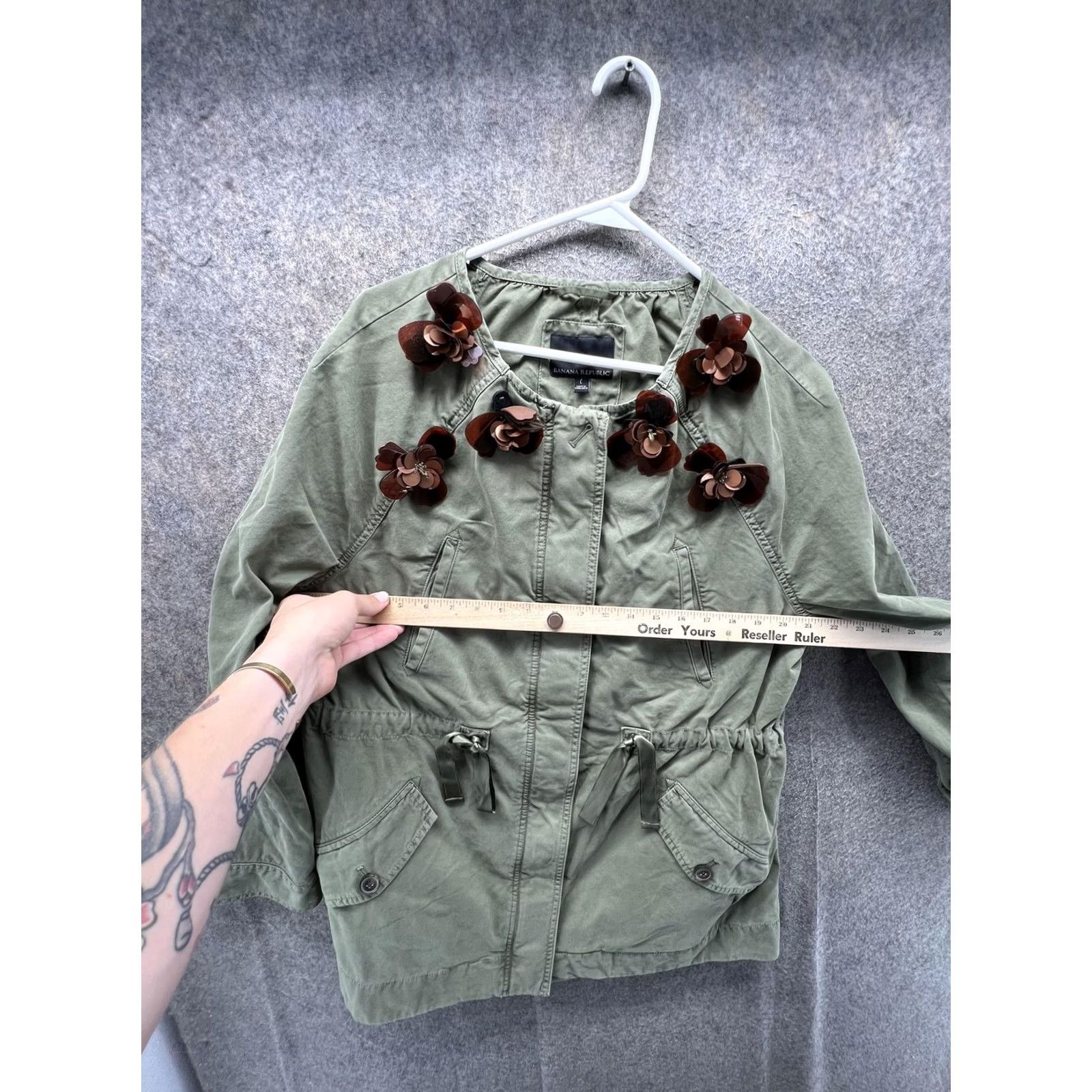 Banana Republic Banana Republic Jacket Womens L Green Military Twill Floral Applique Zip Navy? Size L / US 10 / IT 46 - 4 Thumbnail