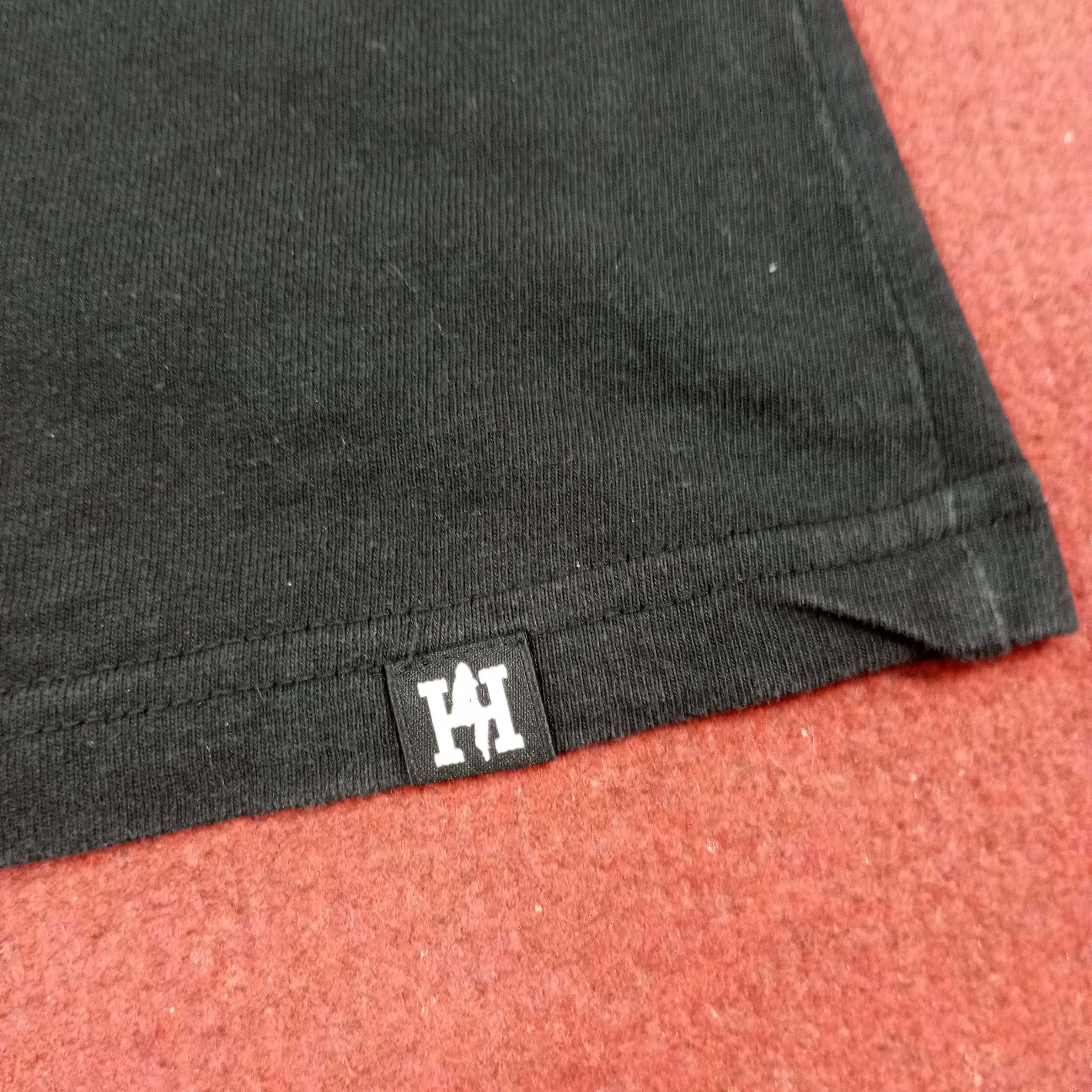 Hysteric Glamour × Japanese Brand × Vintage Hysteric Glamour Japanese Brand Tshirt Size US S / EU 44-46 / 1 - 4 Thumbnail