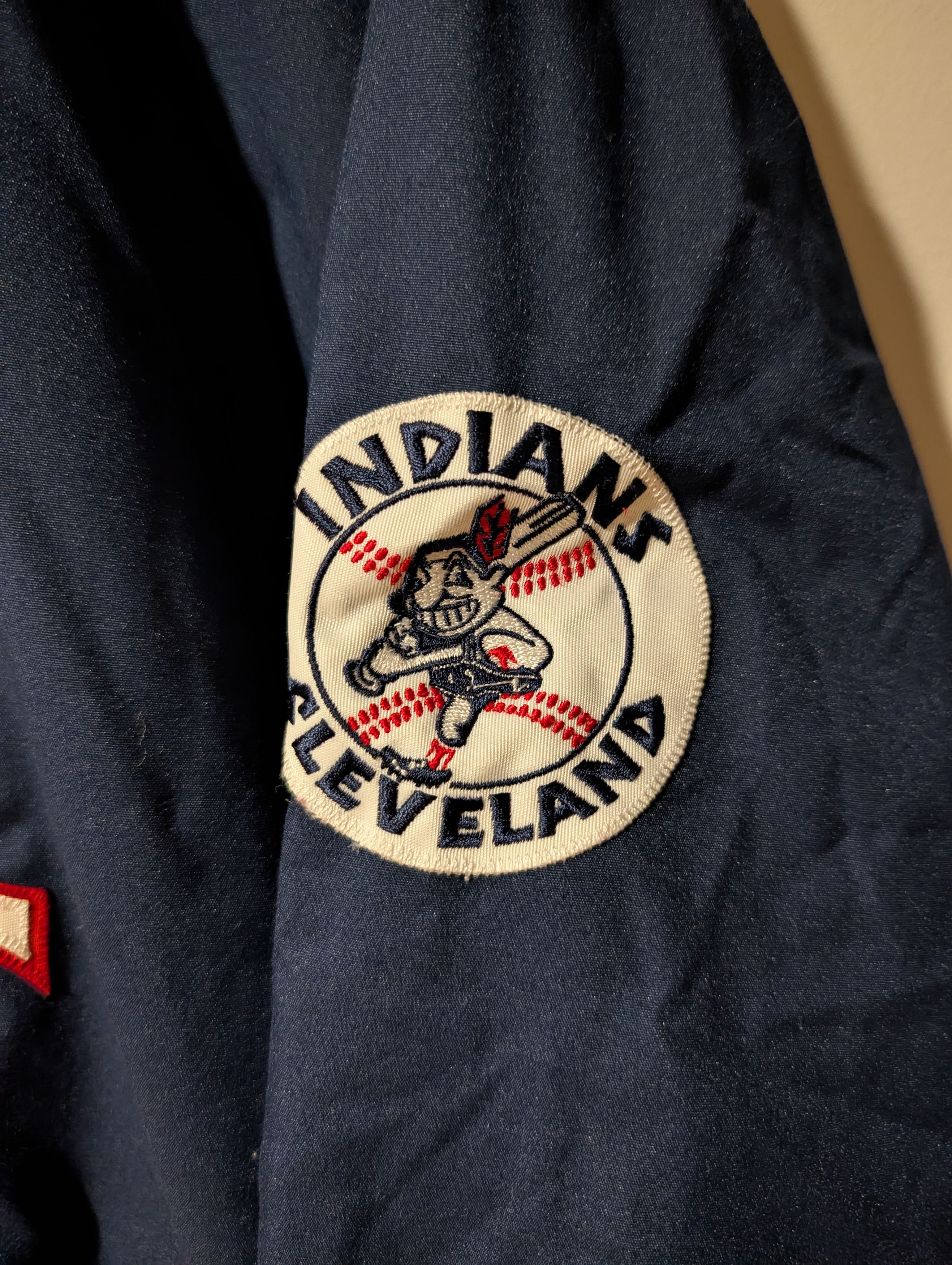 Nike Nike Cleveland Indians Cooperstown Jacket Windbreaker Size US M / EU 48-50 / 2 - 2 Thumbnail