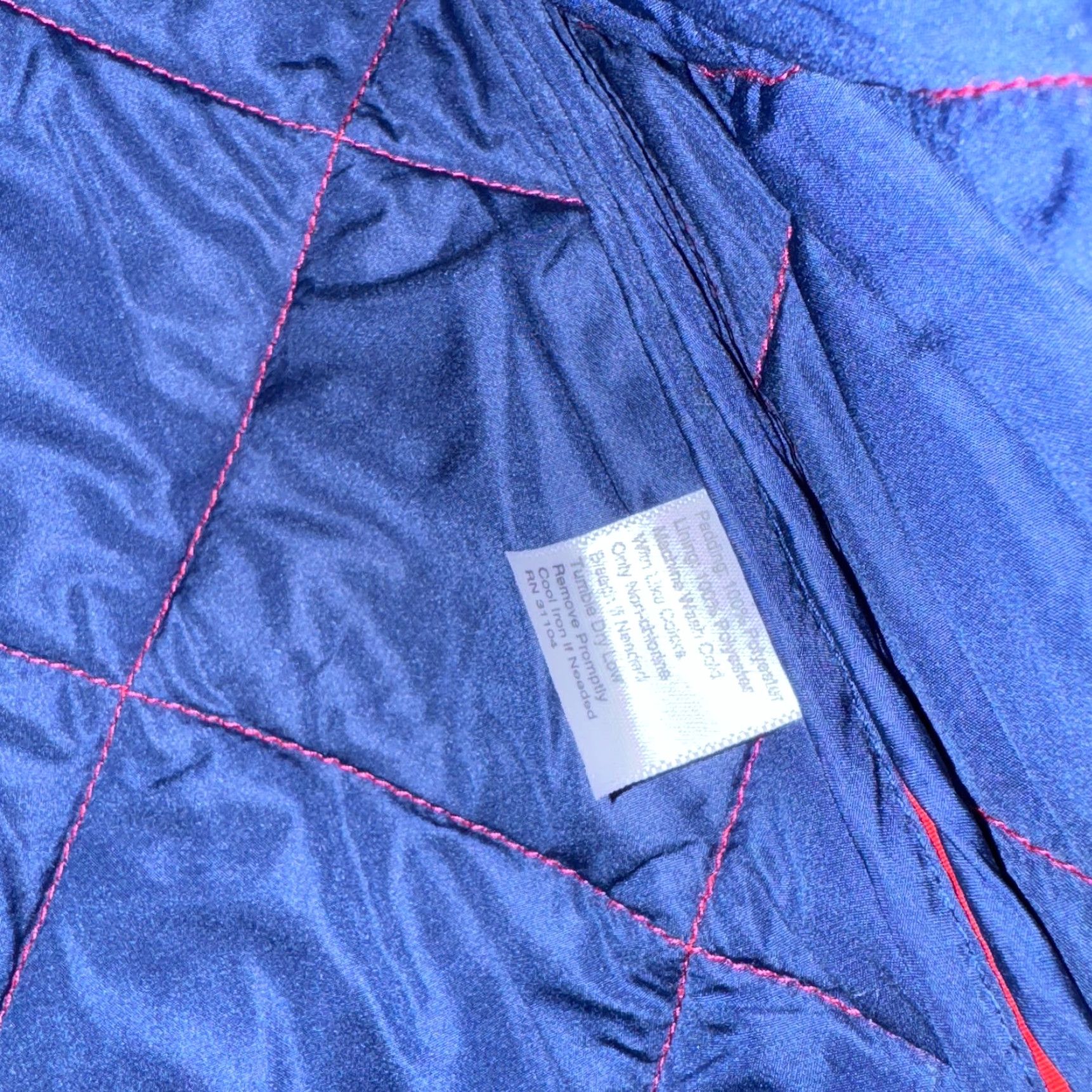 Vintage Crown & Ivy Quilted Full Zip Vest Mens M Red & Blue Golf Sport Jacket Hiking Shirt Size US M / EU 48-50 / 2 - 5 Thumbnail