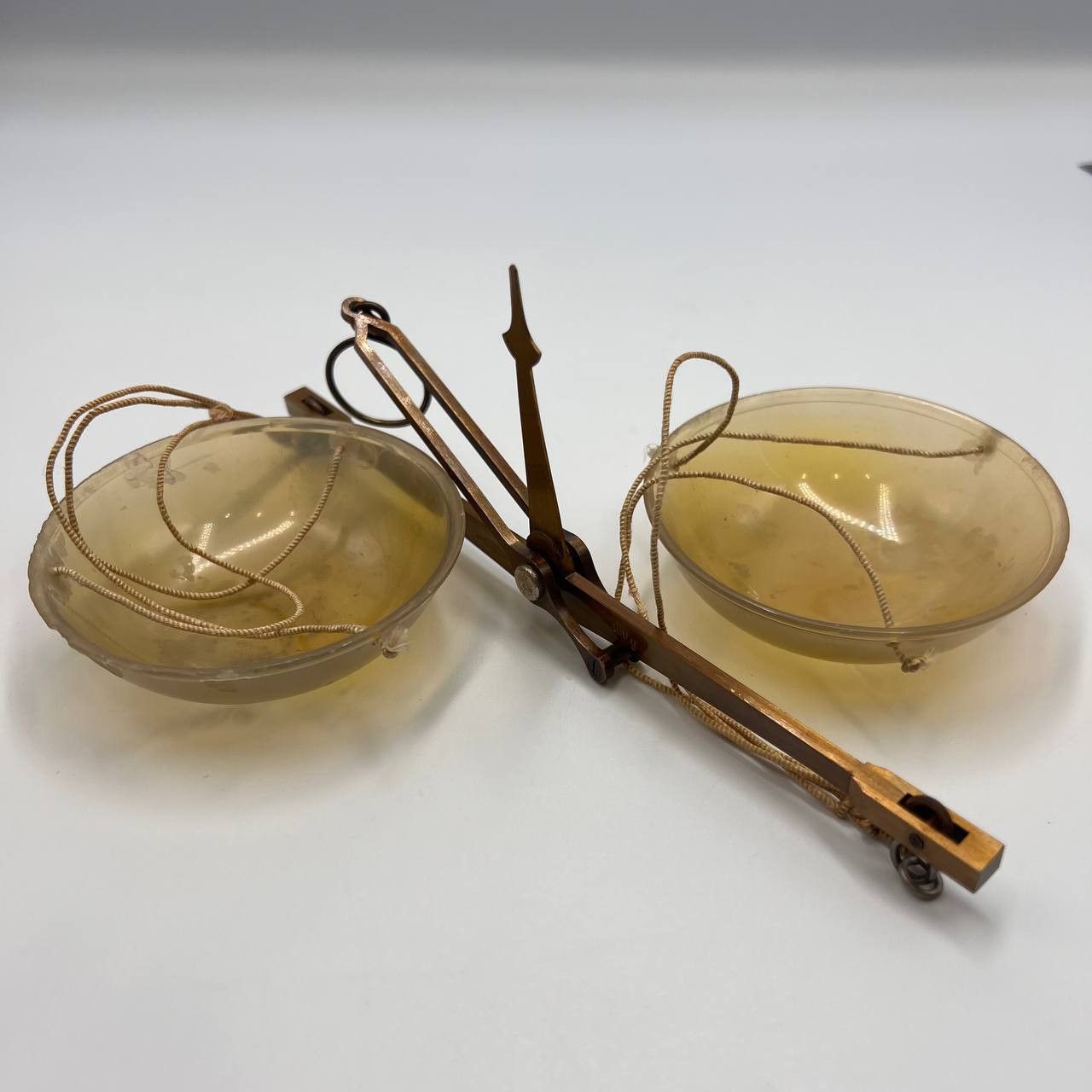Other Antique Small Pocket Manual Scales Celluloid Cups Balance Size ONE SIZE - 4 Thumbnail