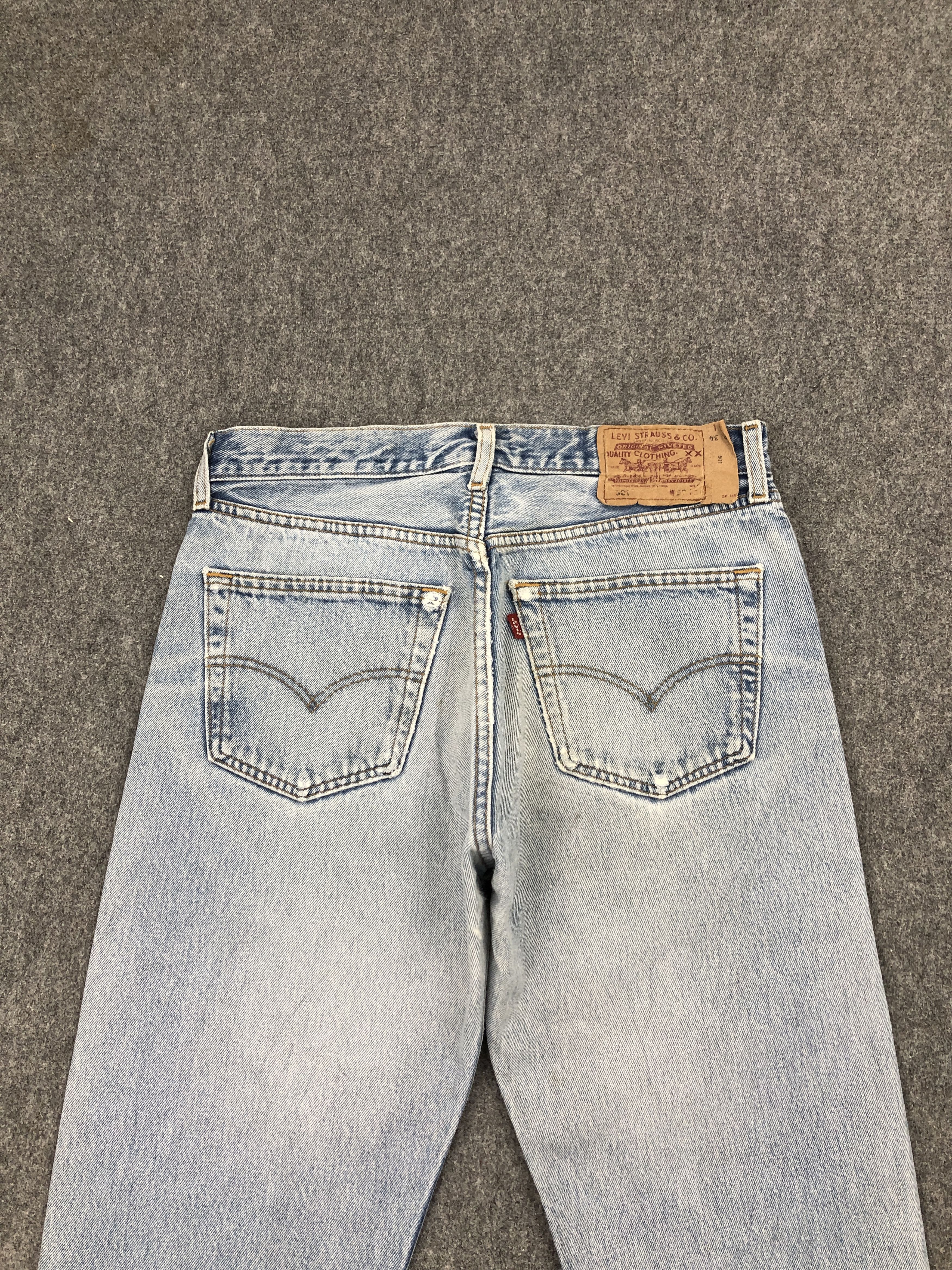 Levi's × Vintage Vintage 90s Levis 501 Light Washed Denim Jeans Size US 33 - 4 Thumbnail