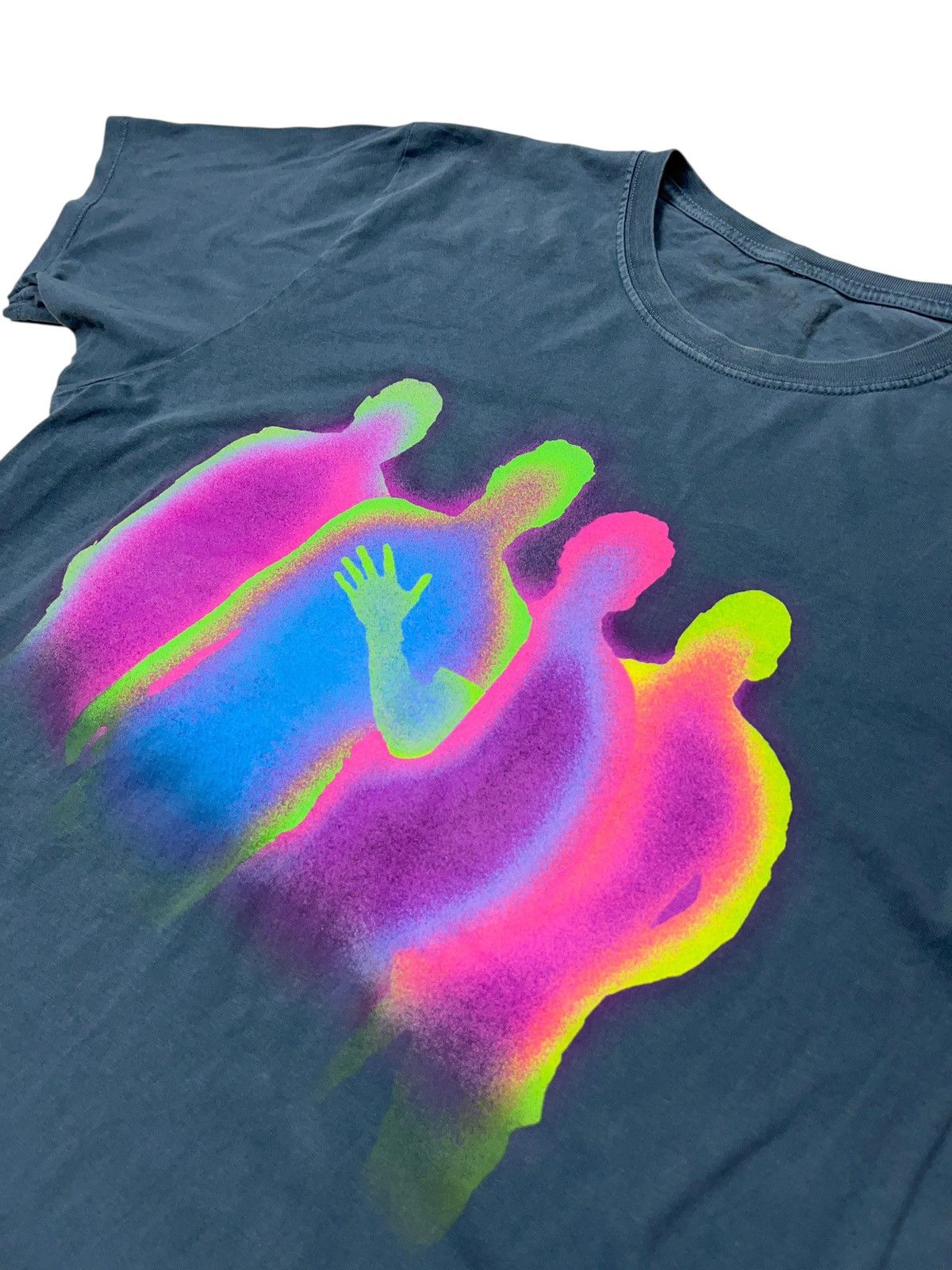 Band Tees Coldplay 2023 Music of the Spheres World Tour T-shirt Size US L / EU 52-54 / 3 - 4 Thumbnail