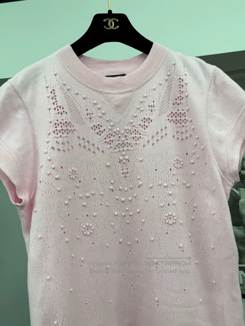Chanel Chanel Pink hollow knitted dress Size XS / US 0-2 / IT 36-38 - 2 Thumbnail