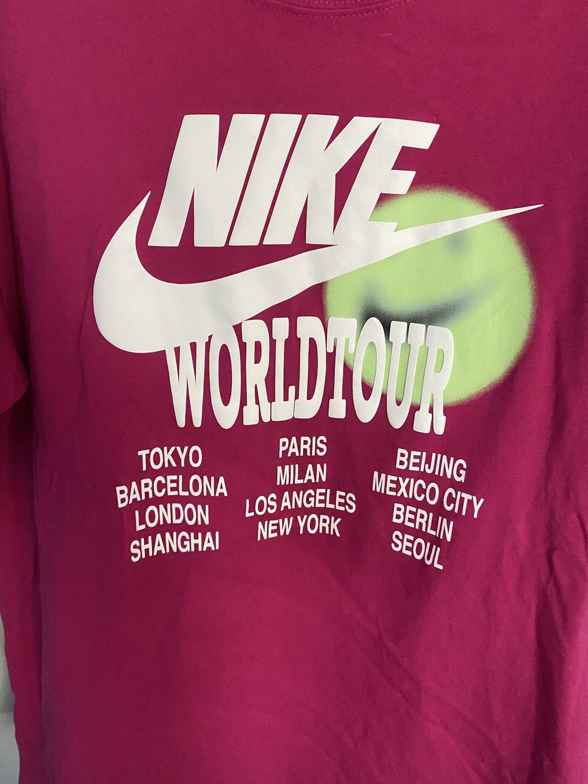 Nike Nike World tour tee Size US L / EU 52-54 / 3 - 2 Thumbnail