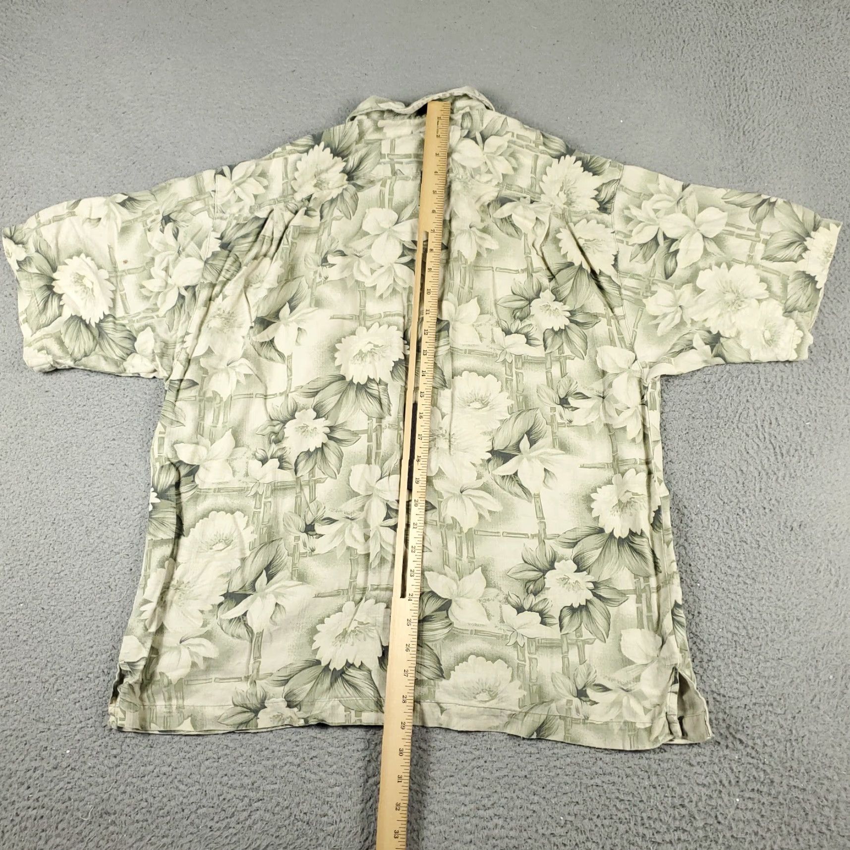 Tommy Bahama Tommy Bahama Hawaiian Shirt Mens Large Beige Floral Button-Up Short Sleeve Size US L / EU 52-54 / 3 - 3 Thumbnail