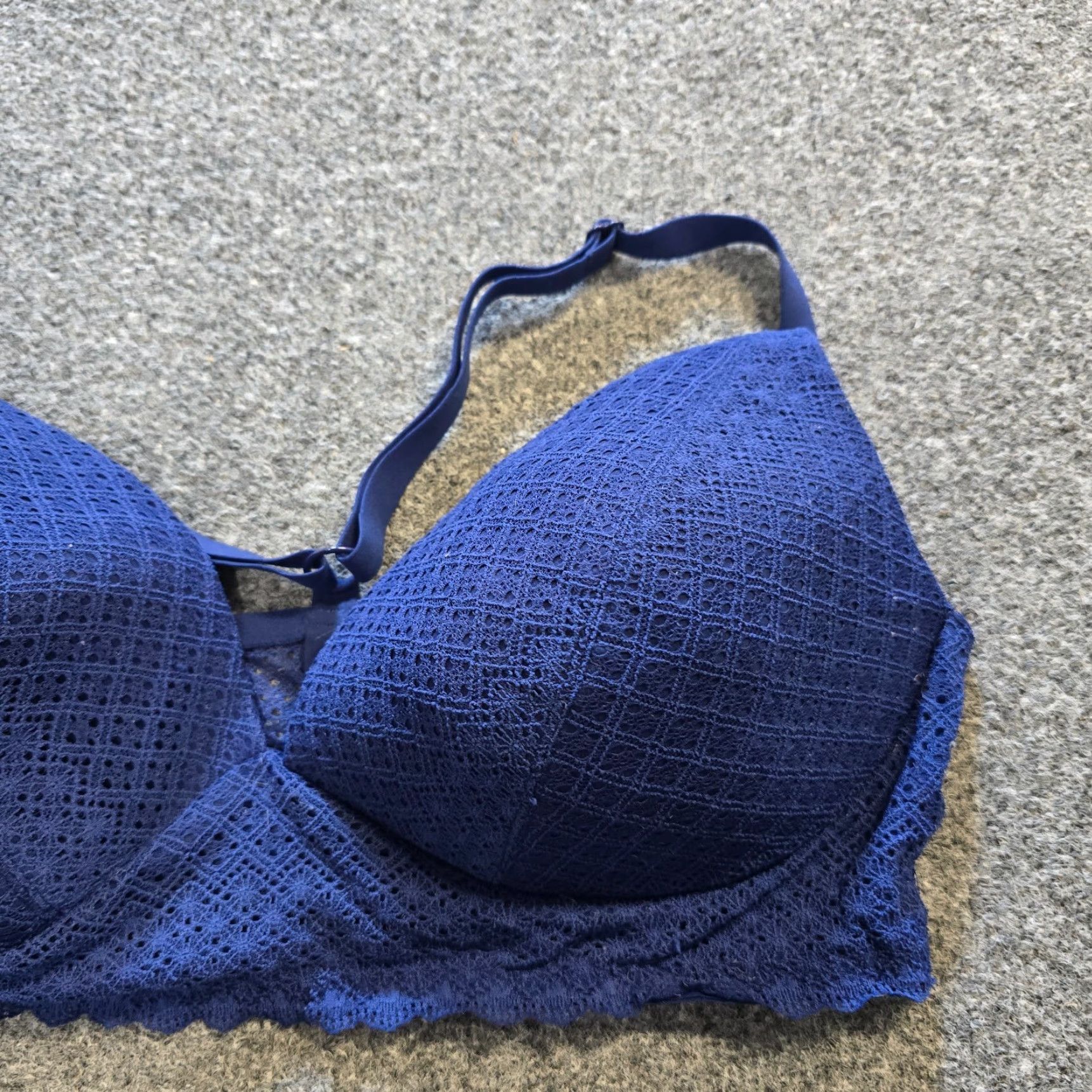 Victoria's Secret Victoria's Secret Body by Victoria Bra Womens 36D Blue Lightly Lined Push Up Wireless Size ONE SIZE - 2 Thumbnail