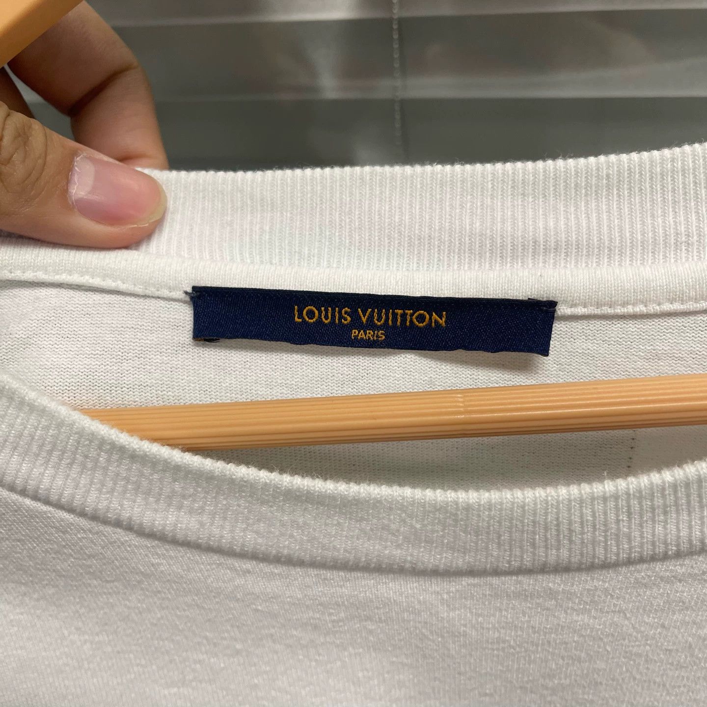 Louis Vuitton LV Snow Melt White Tee XXL 99 New Size US XXL / EU 58 / 5 - 3 Thumbnail