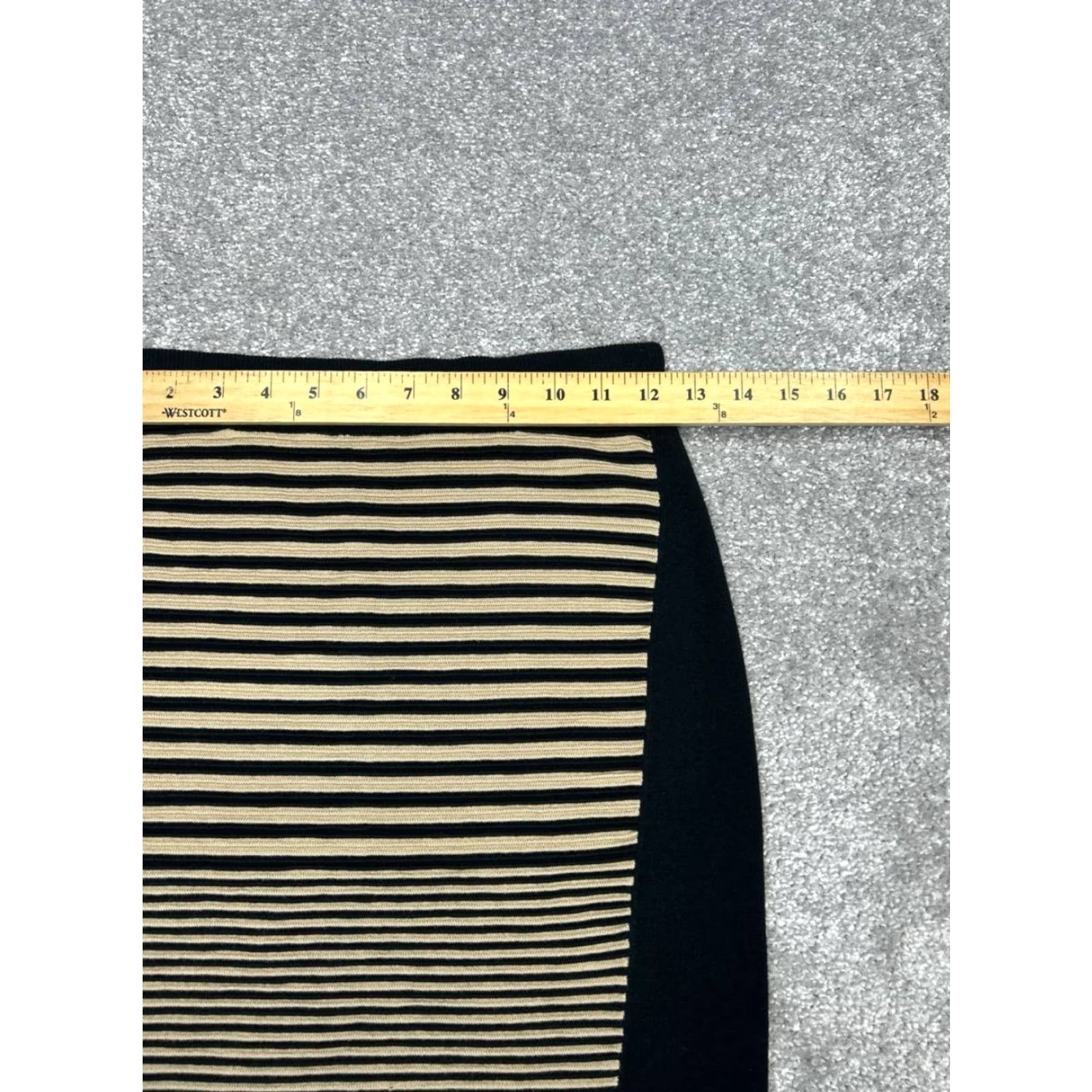 Rag & Bone rag & bone New York Chinchilla Ella Mini Skirt Womens XS Black Rag & Bone Skirt XS Black Modern Mini Casual Annual 90s Fashion? Size 26" / US 2 / IT 38 - 5 Thumbnail
