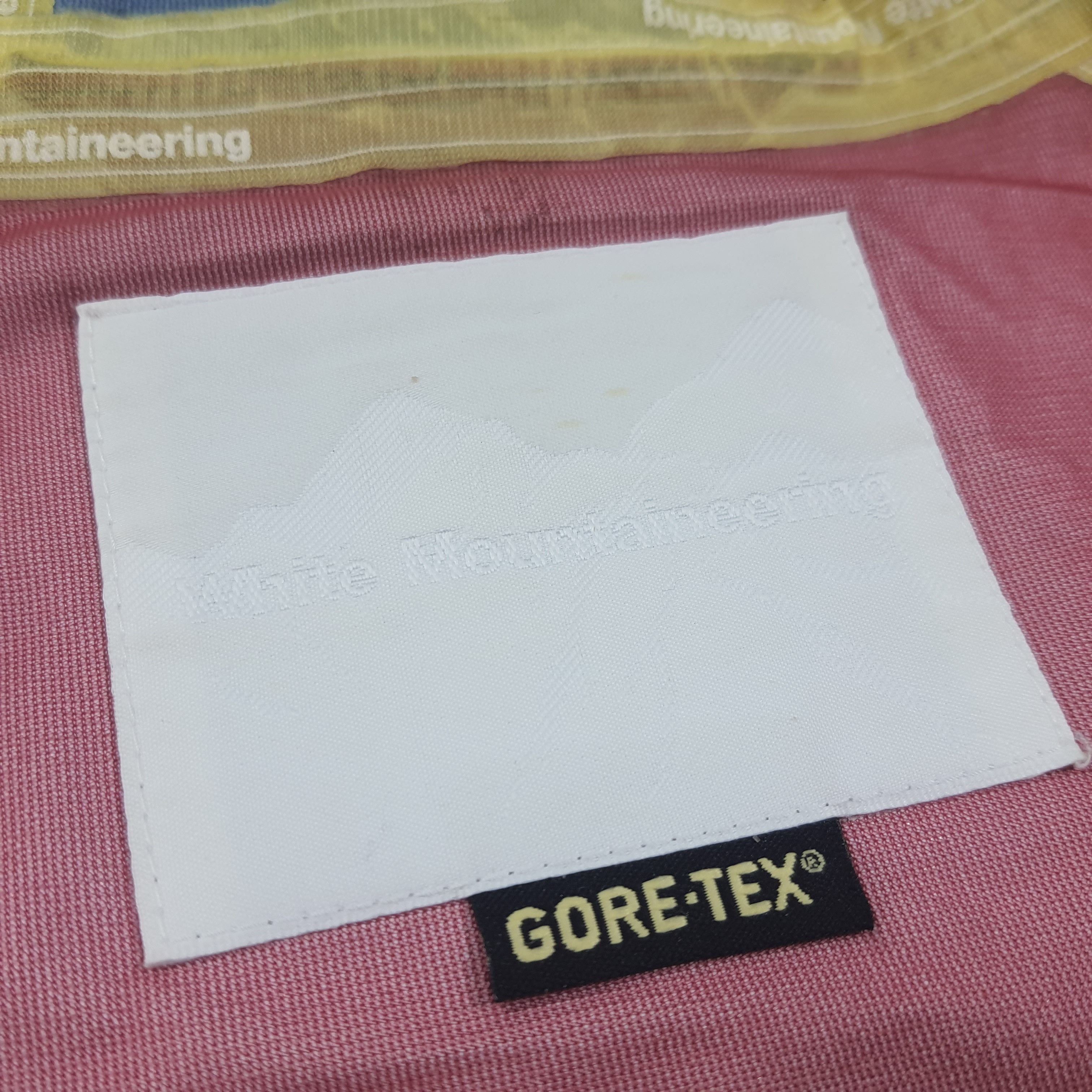 Goretex × Vintage × White Mountaineering Vintage White Mountaineering Goretex Jacket C220N3 Size US M / EU 48-50 / 2 - 5 Thumbnail