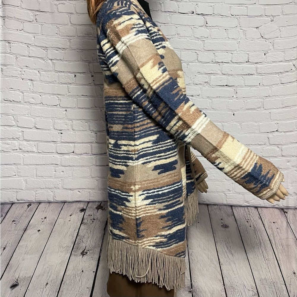 Lucky Brand NWT New $129 Lucky Brand Aztec Print Fringed Brushed Knit C Size S / US 4 / IT 40 - 6 Thumbnail