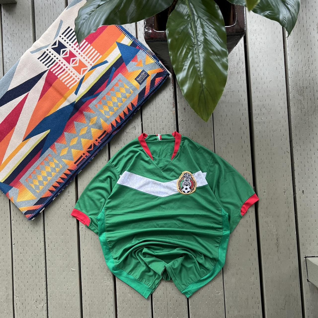 Vintage 2006 Team Mexico Soccer Jersey Seleccion Nacional De Mexico Size US L / EU 52-54 / 3 - 1 Thumbnail