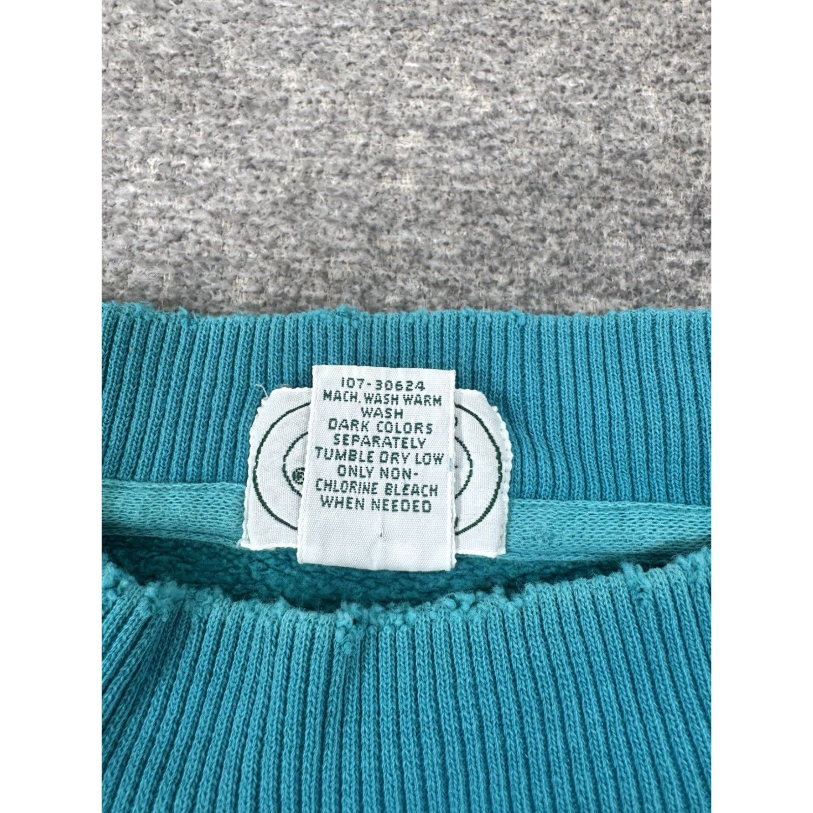 Lacoste Lacoste Sweatshirt Pullover Crocodile Logo Big Spell Out Teal Green Large Mens L Size US L / EU 52-54 / 3 - 3 Thumbnail