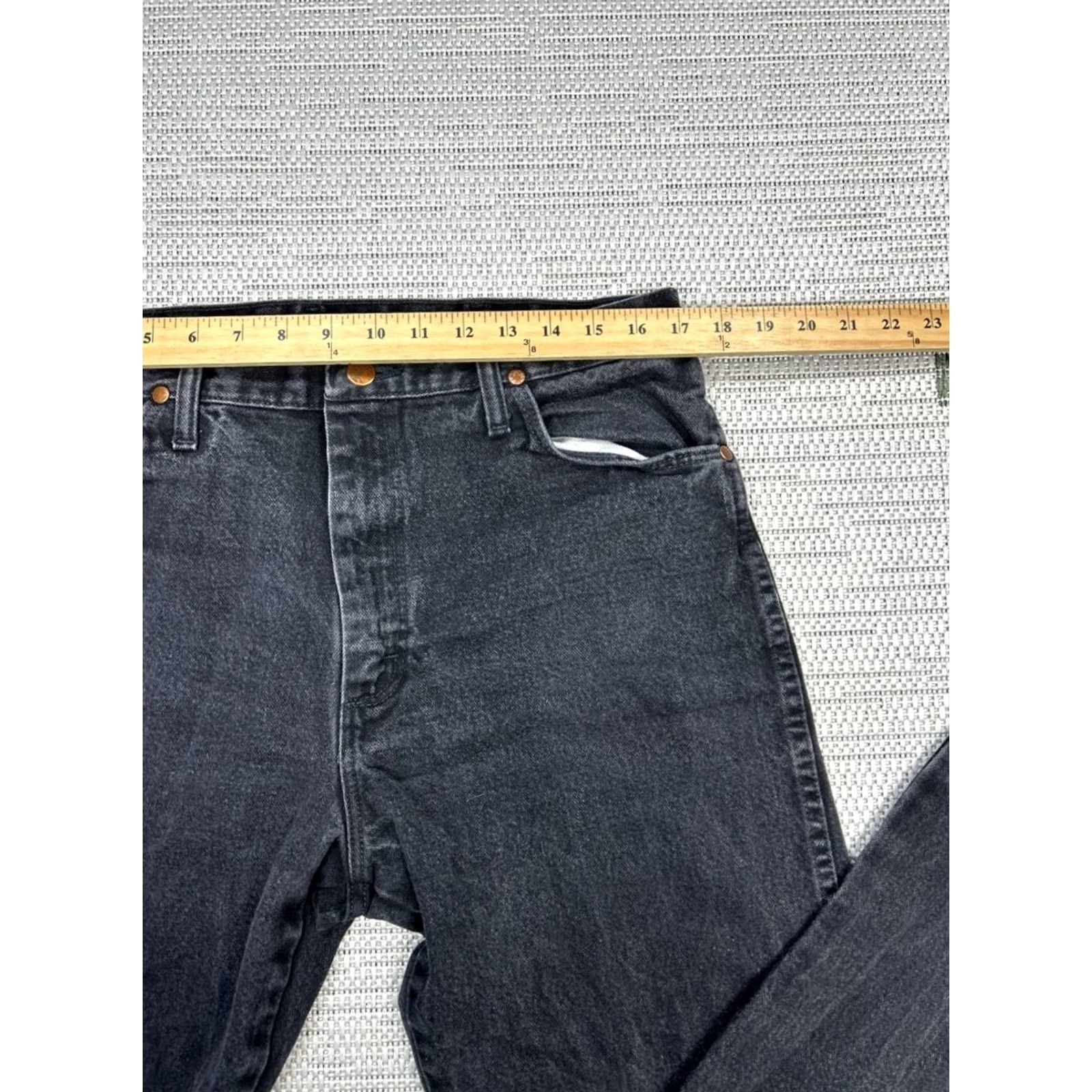 Wrangler Wrangler Cowboy Cut Jeans Men 35 Black Denim Cotton Original Fit High Rise 30x28 Size US 35 - 3 Thumbnail