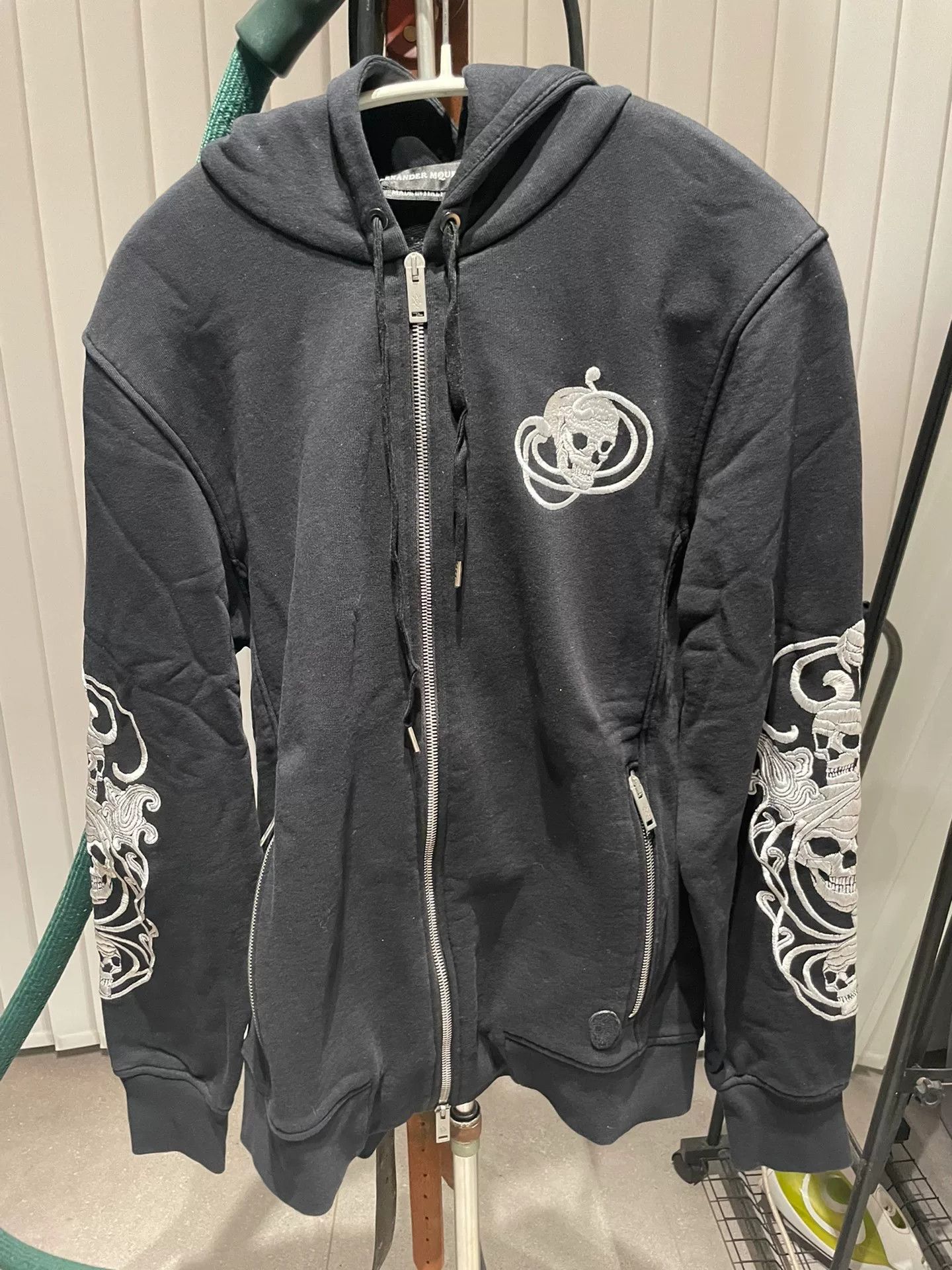 Alexander McQueen Alexander McQueen Black Hooded Jacket Size S / US 4 / IT 40 - 1 Thumbnail