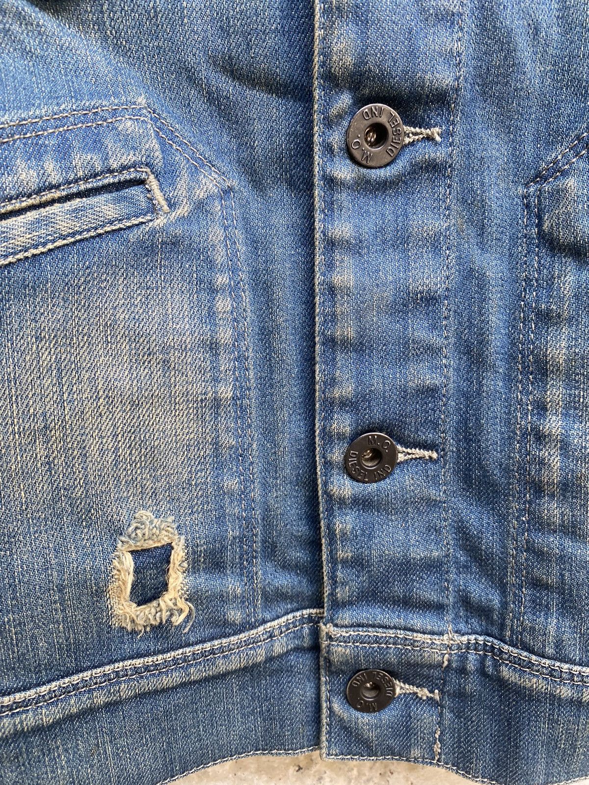 Diesel Y2K DIESEL DENIM JACKET DISTRESSED Size US S / EU 44-46 / 1 - 3 Thumbnail