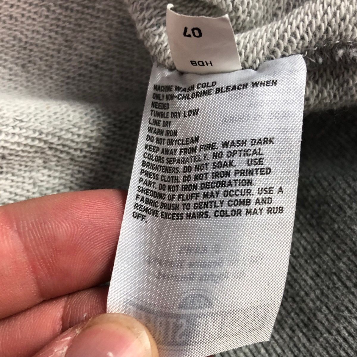 Kaws × Uniqlo Uniqlo Kaws Sesame Street Gray Logo Sweatshirt Adult Size XS Size US XS / EU 42 / 0 - 5 Thumbnail