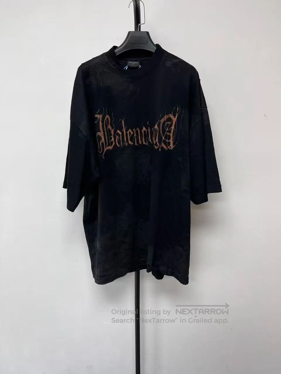 Balenciaga Balenciaga Abstract Logo Print T-Shirt. Size US S / EU 44-46 / 1 - 1 Thumbnail