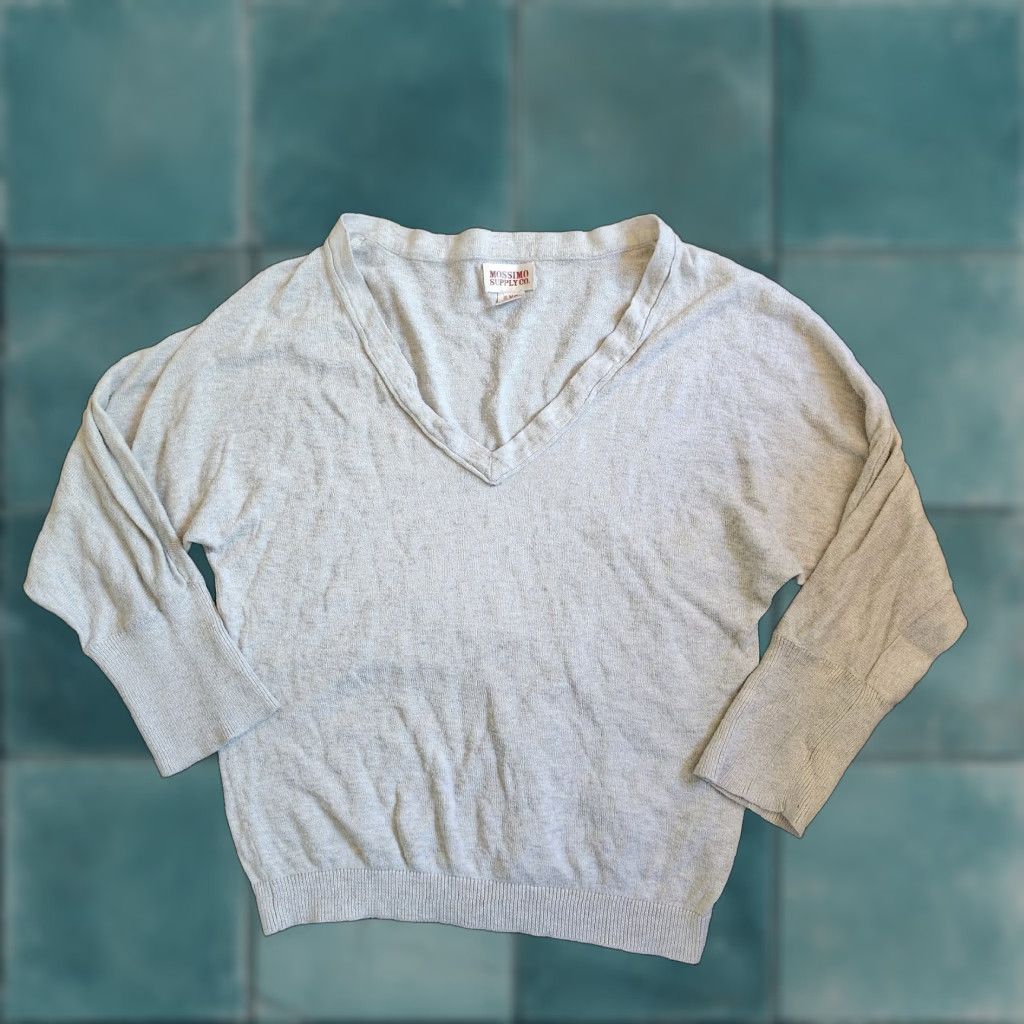 Mossimo Mossimo Supply Women's Gray V-Neck Thin Sweater XS Pullover Regular Cotton, Modal Long Sleeve Size XS / US 0-2 / IT 36-38 - 1 Thumbnail