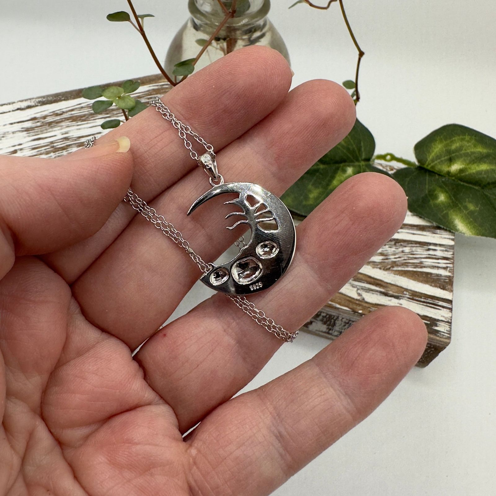 The Unbranded Brand Sterling Silver Pumpkin Halloween Necklace Size ONE SIZE - 4 Thumbnail