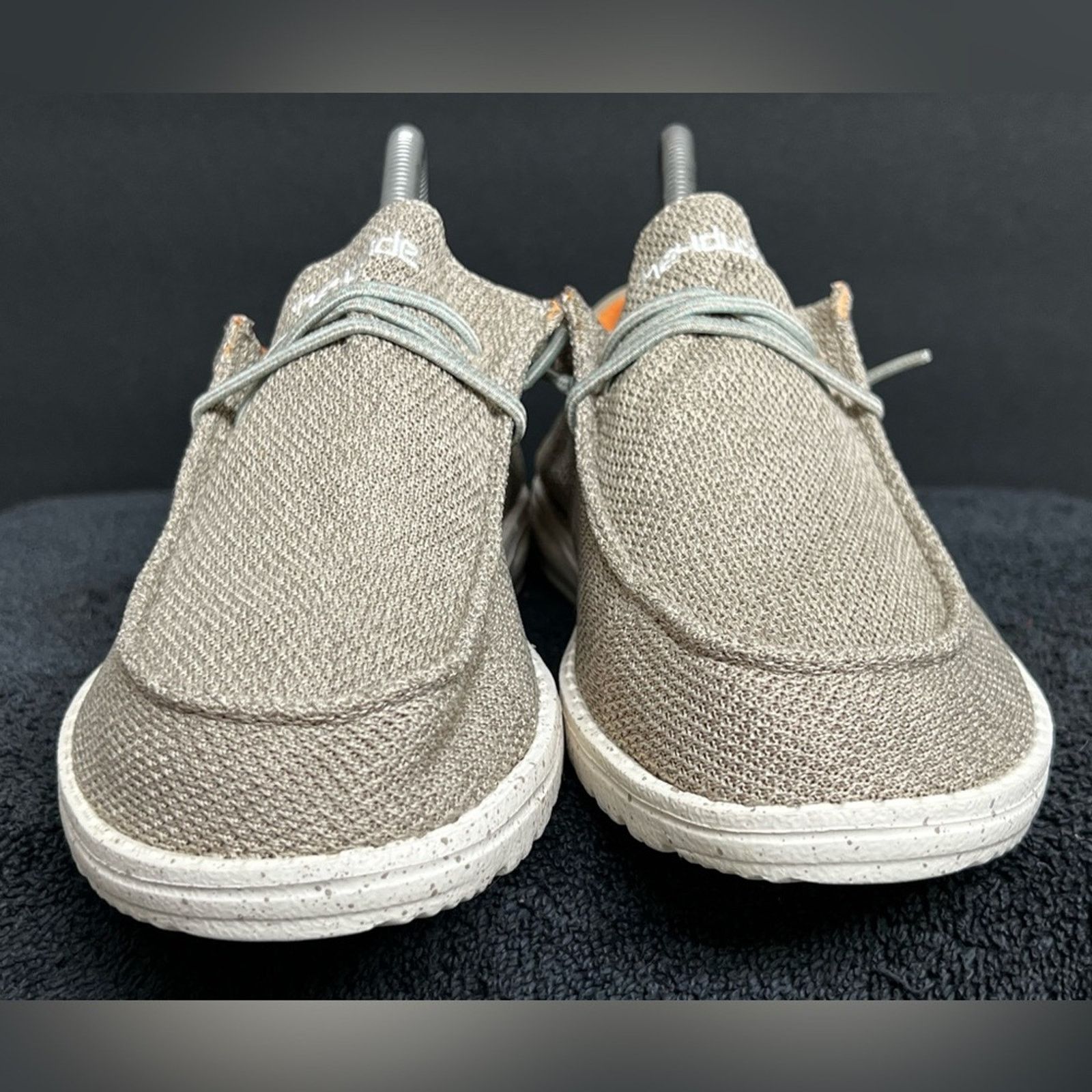 Other NEW Hey Dude Wally Youth 6 WOMEN’S 7 Sox Skater Shoes Size US 7 / IT 37 - 3 Thumbnail