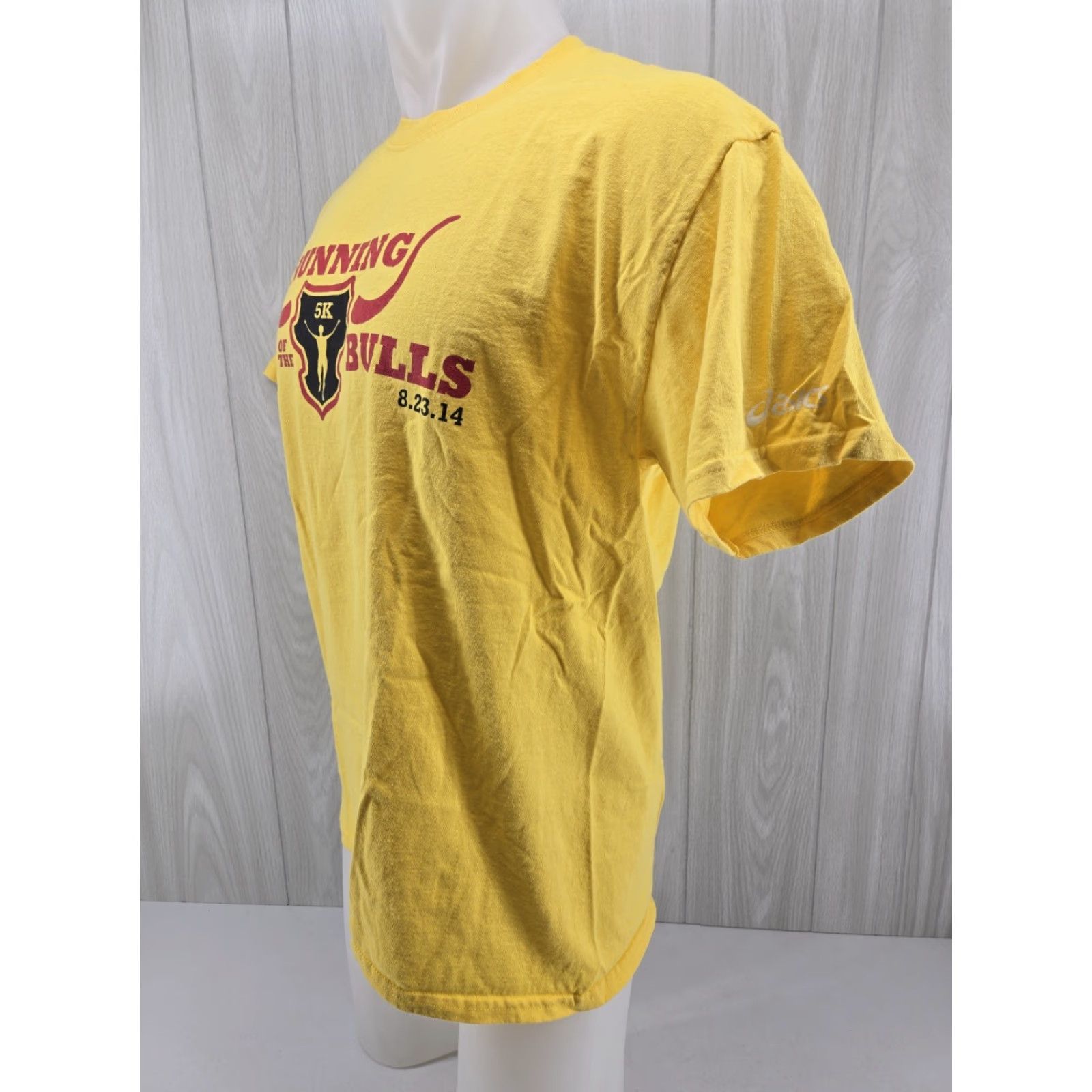 Asics ASICS Running with the Bulls 5K Run T-Shirt Mens L Yellow 2014 8/23/2014 Size US L / EU 52-54 / 3 - 4 Thumbnail