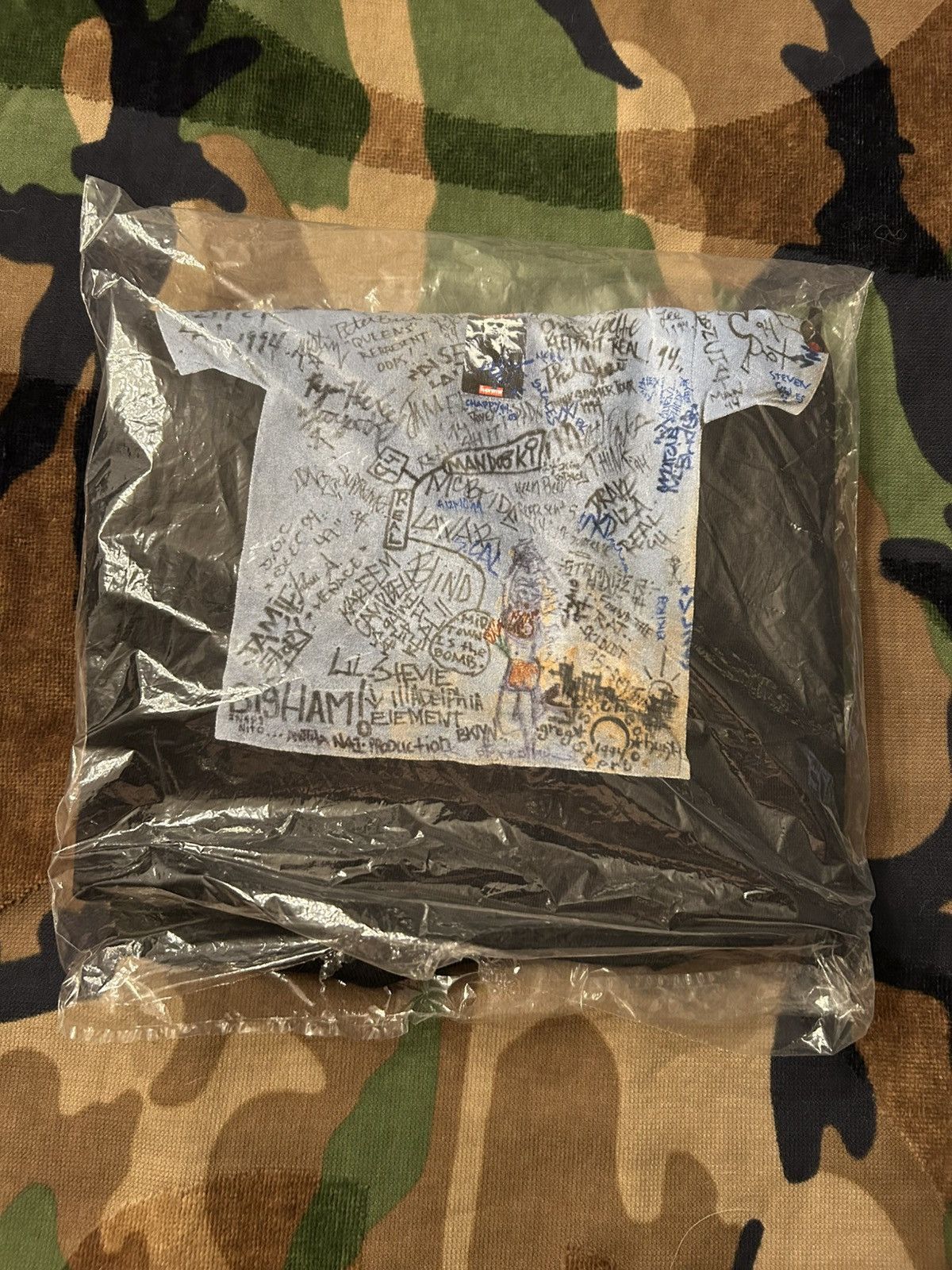 Supreme Supreme 30TH Anniversary First Tee Black XL SS24 Size US XL / EU 56 / 4 - 3 Thumbnail