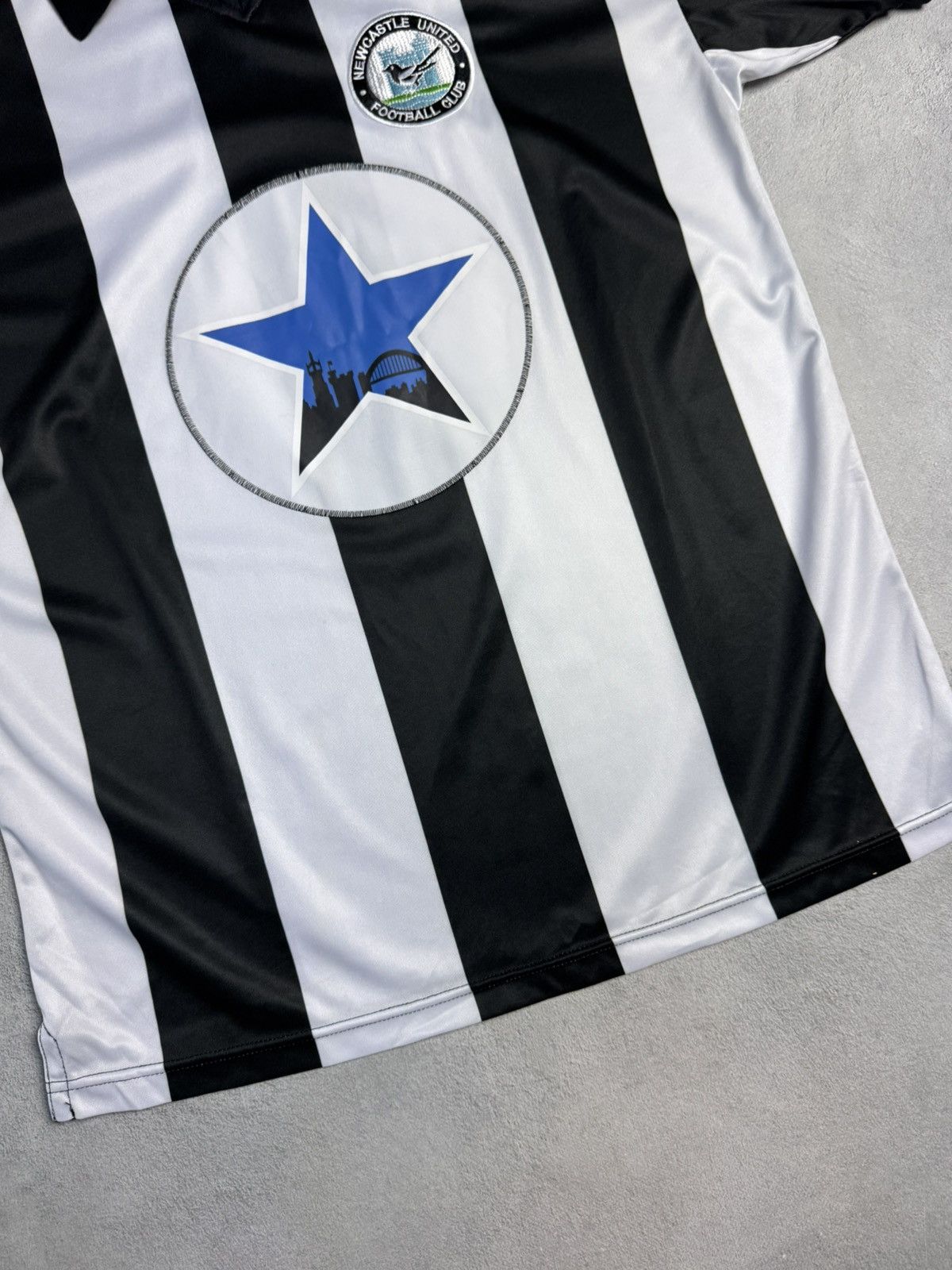 Vintage Newcastle United 1980 1983 Home Football Shirt Soccer Jersey Size US L / EU 52-54 / 3 - 4 Thumbnail