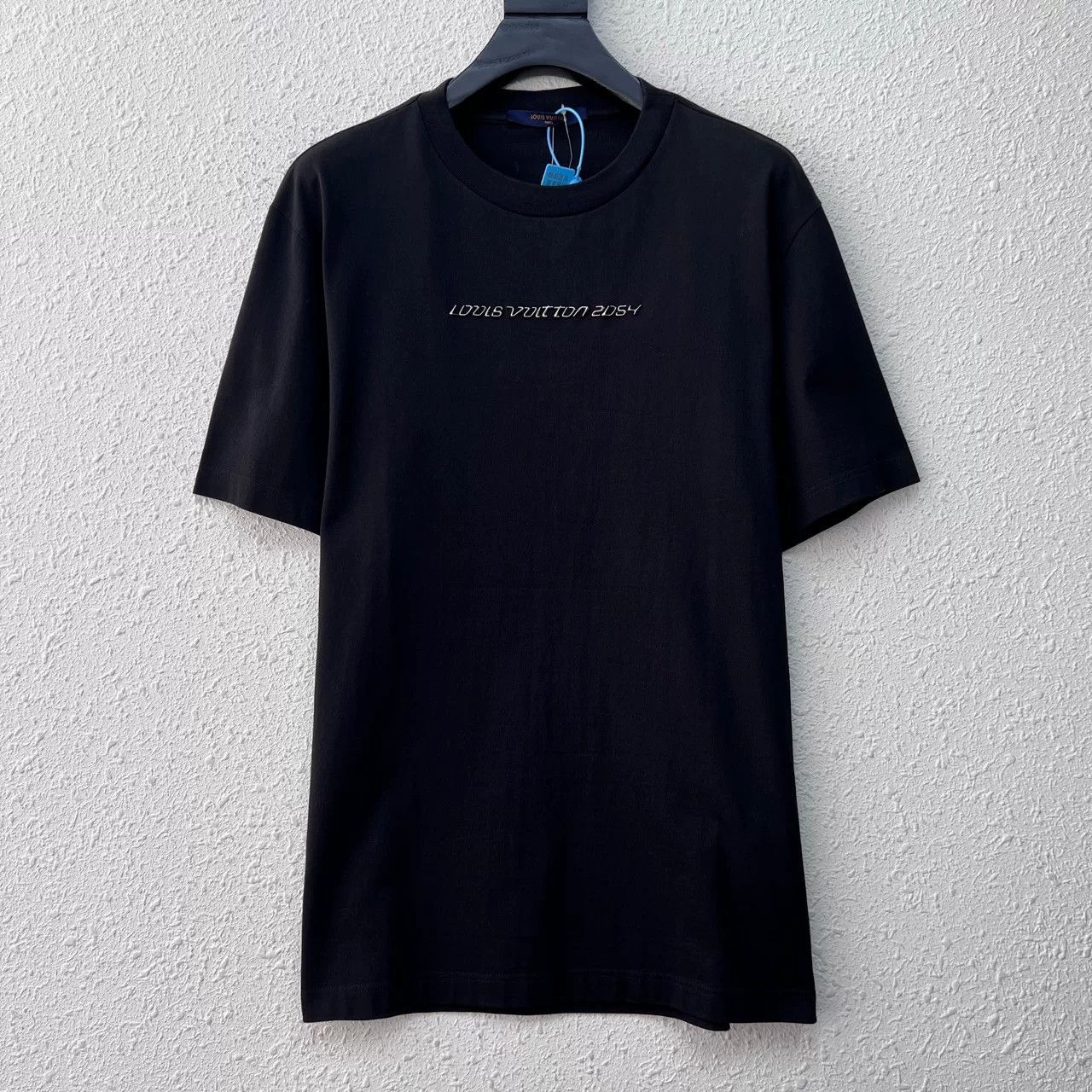 Louis Vuitton Louis Vuitton 2054 Metal Logo Short Sleeve Size US L / EU 52-54 / 3 - 1 Thumbnail